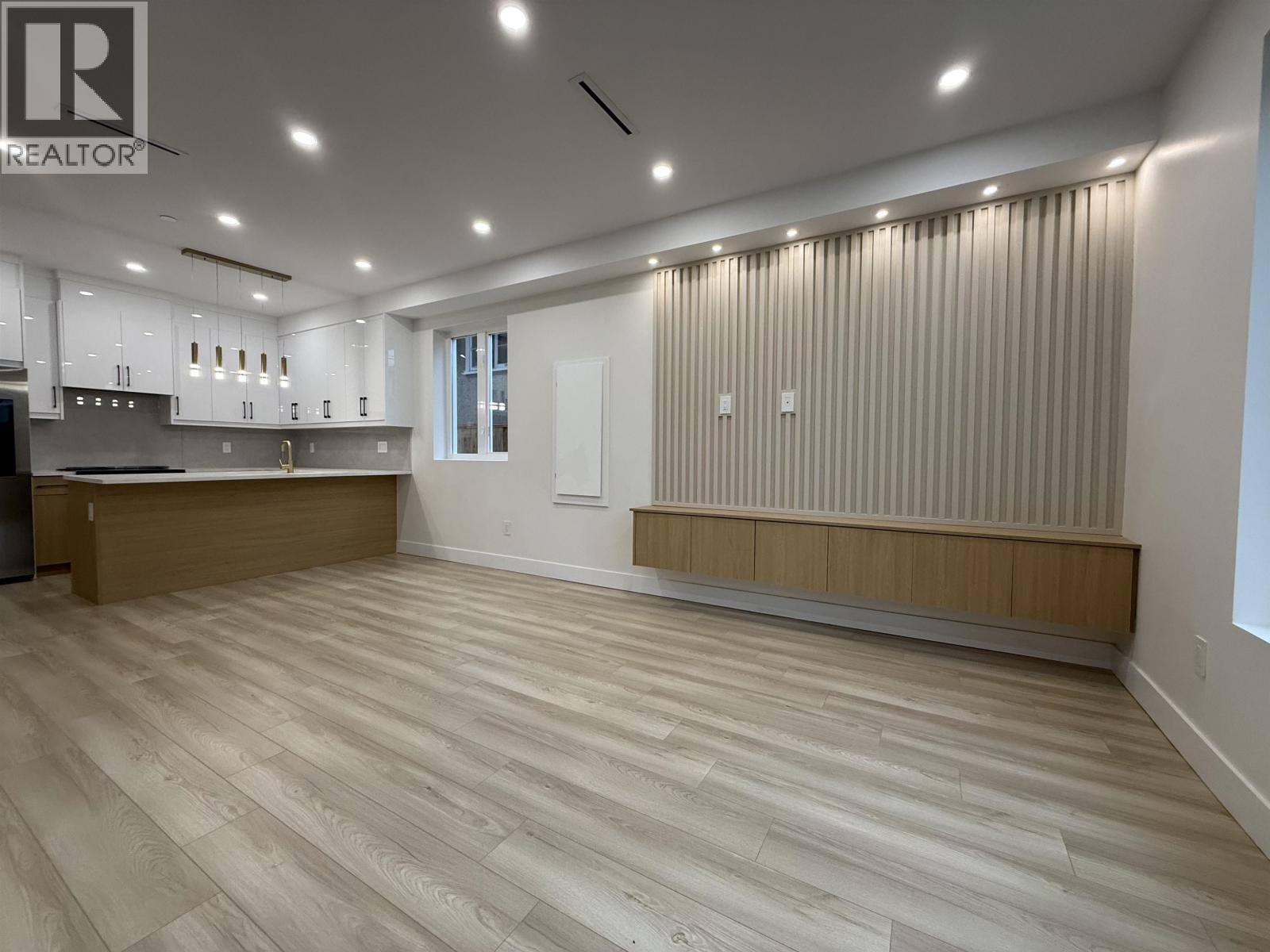 3 1577 E 58th Avenue, Vancouver, British Columbia  V5P 2C1 - Photo 4 - R3074119