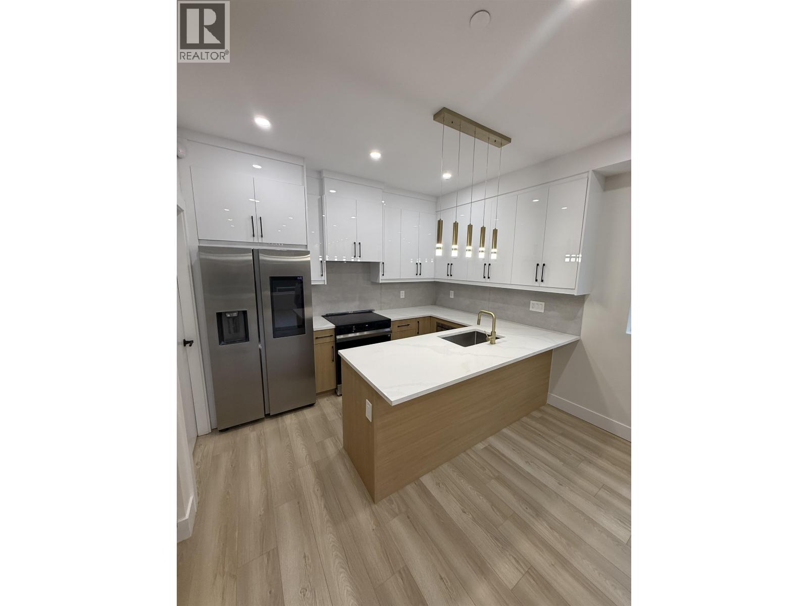 3 1577 E 58th Avenue, Vancouver, British Columbia  V5P 2C1 - Photo 6 - R3074119