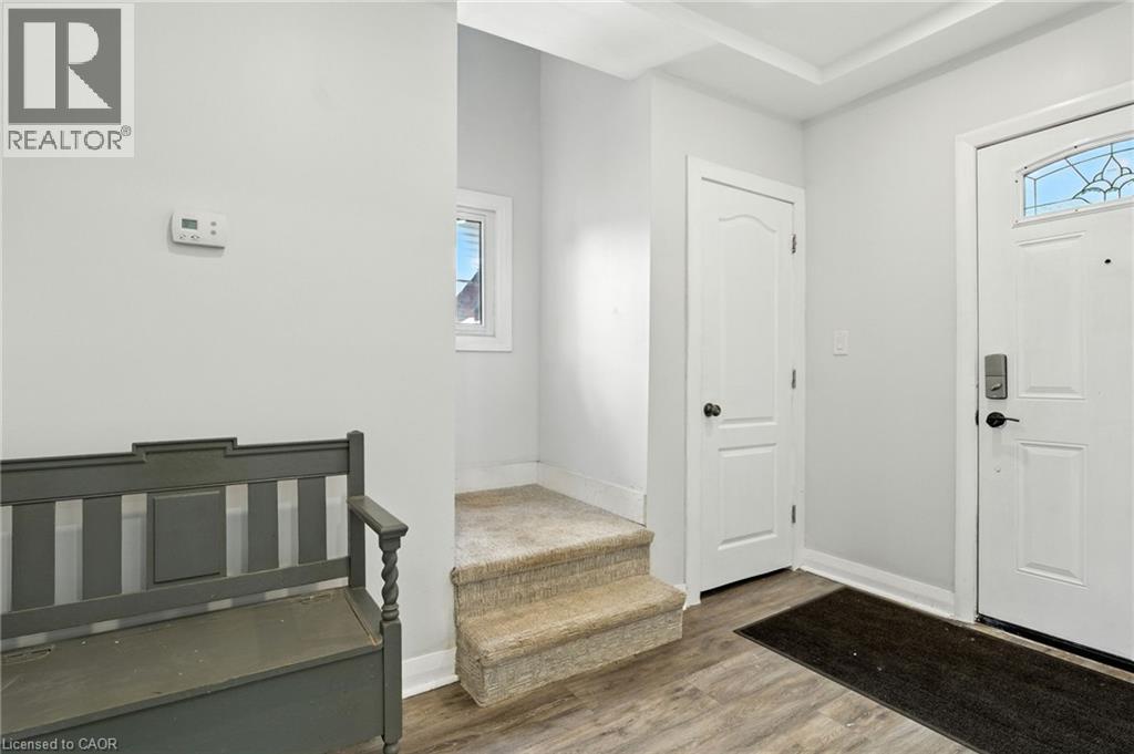 5039 Armoury Street, Niagara Falls, Ontario  L2E 1T3 - Photo 14 - 40794157