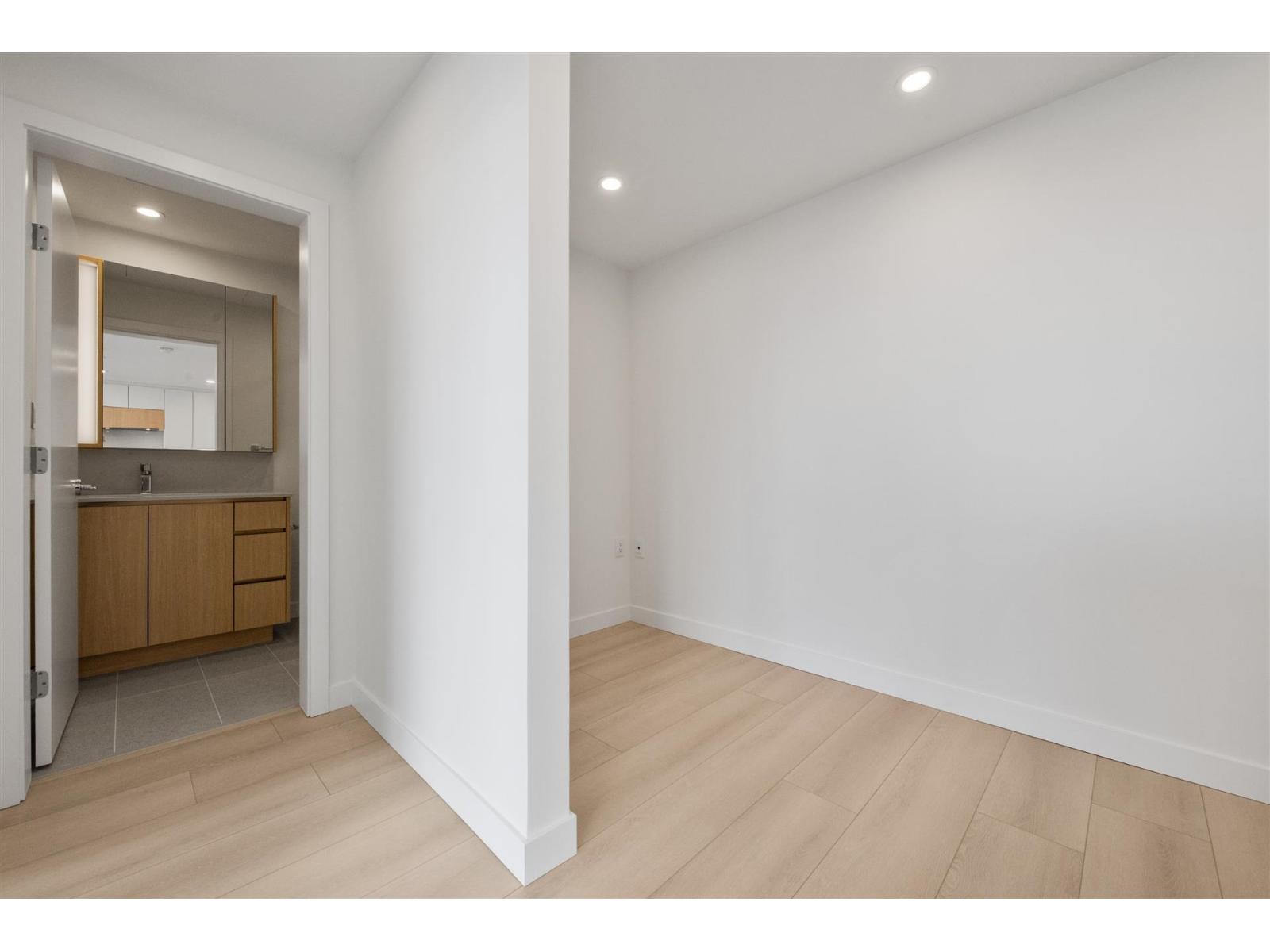 2606 13573 98a Avenue, Surrey, British Columbia  V3T 0X1 - Photo 14 - R3074140