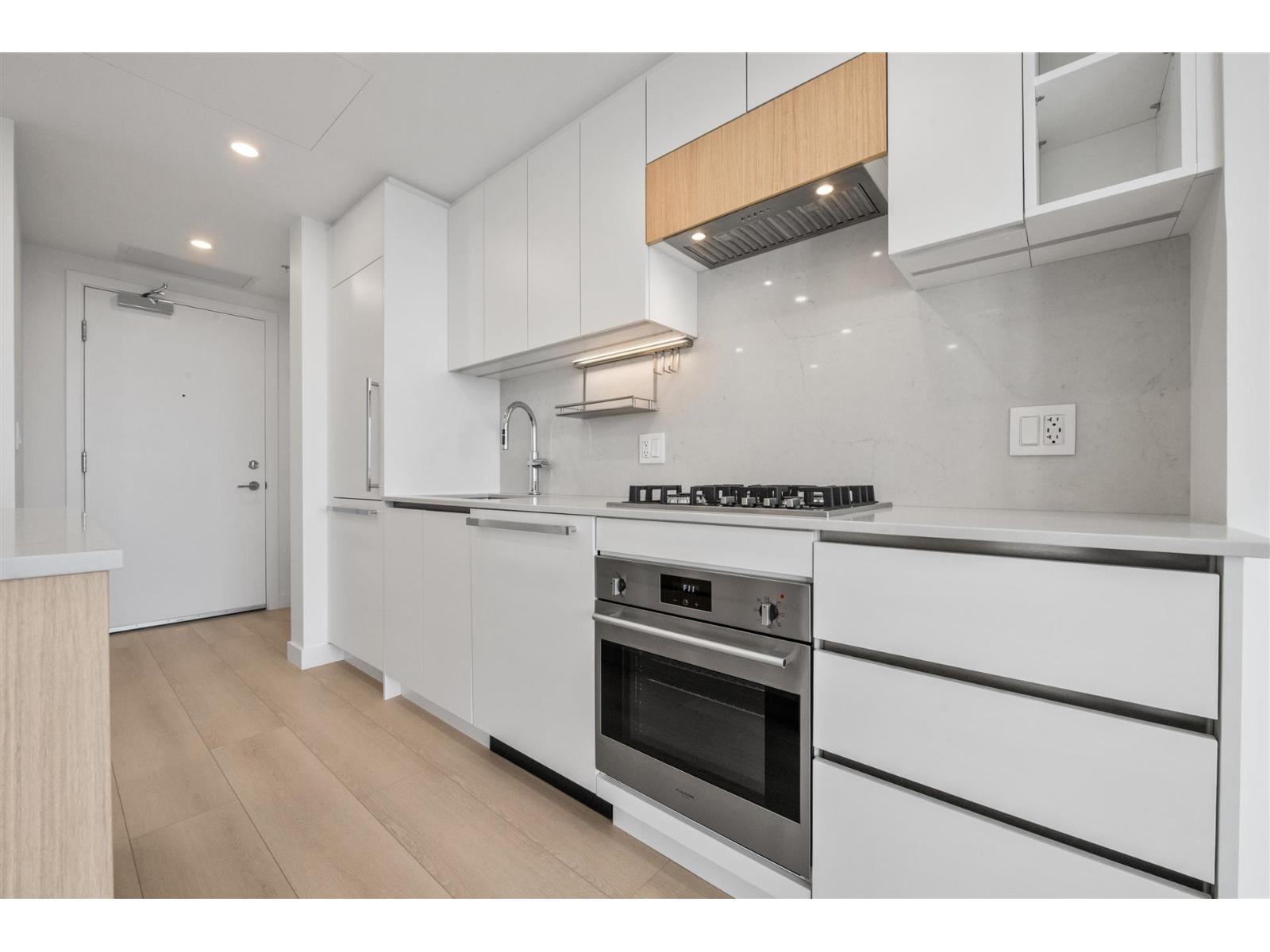 2606 13573 98a Avenue, Surrey, British Columbia  V3T 0X1 - Photo 6 - R3074140