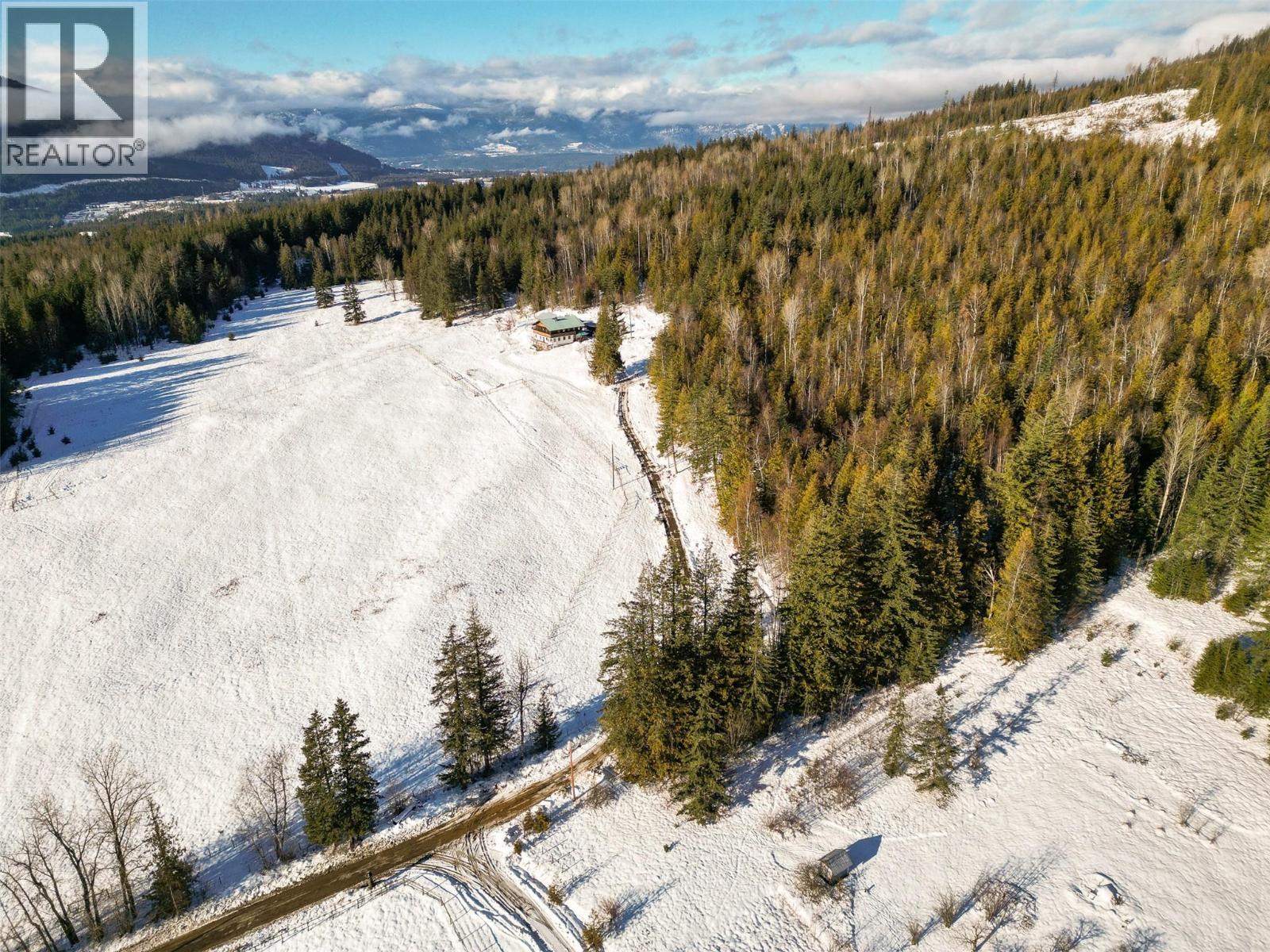 100 Lidstone Road, Salmon Arm, British Columbia  V1E 2Y1 - Photo 56 - 10330363