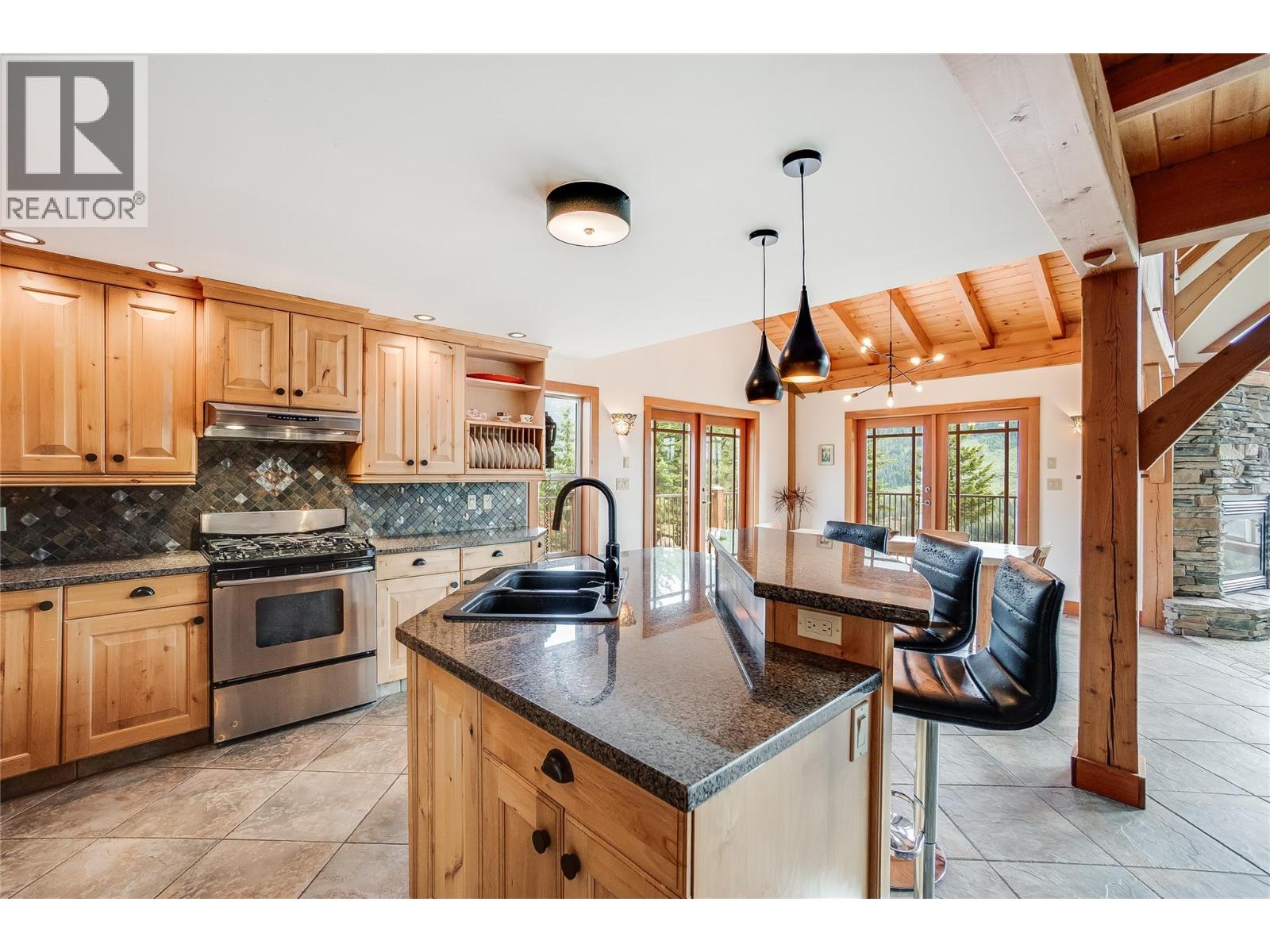 3802 Aaron Road, Nelson, British Columbia  V0G 2G3 - Photo 32 - 10352158