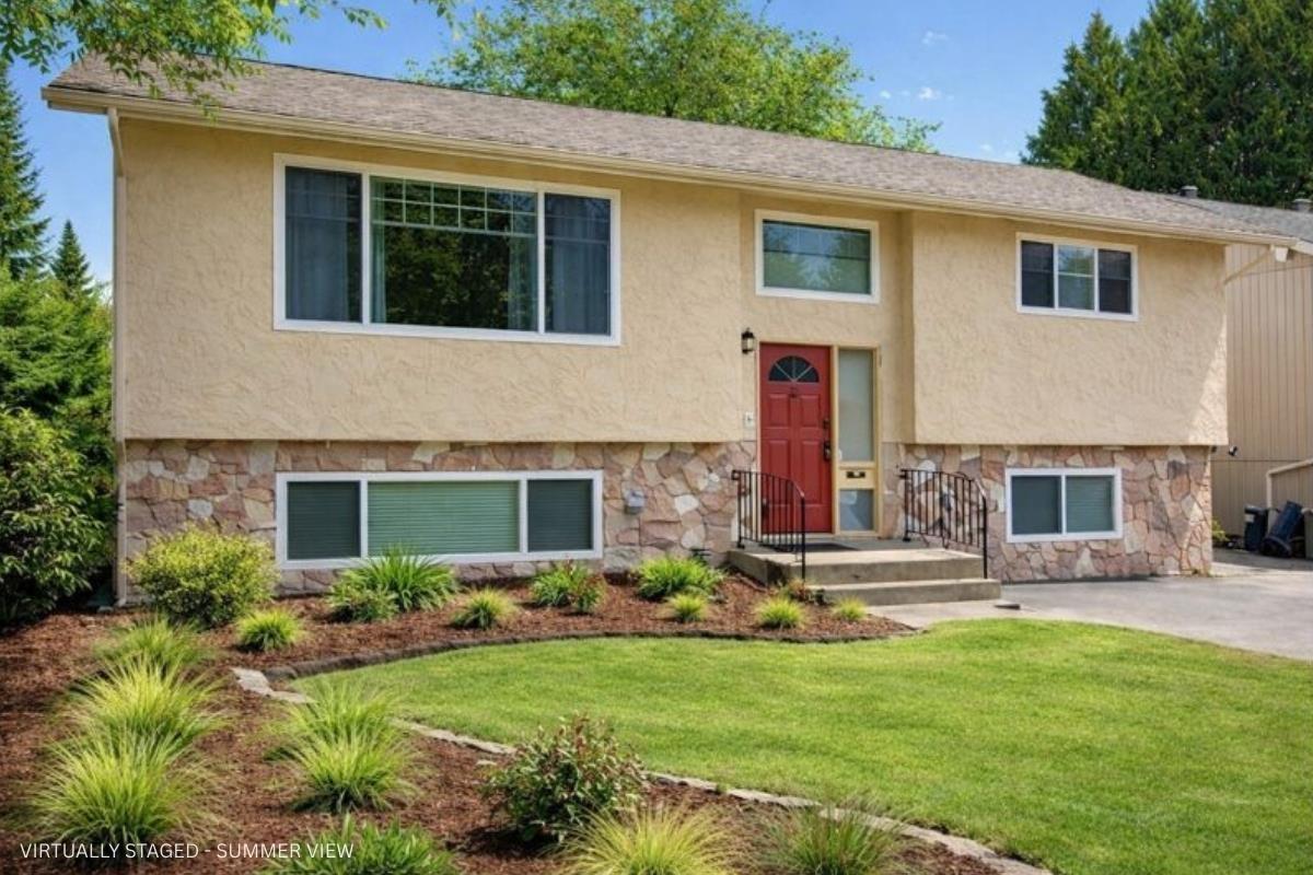 1550 KENT STREET, White Rock, British Columbia