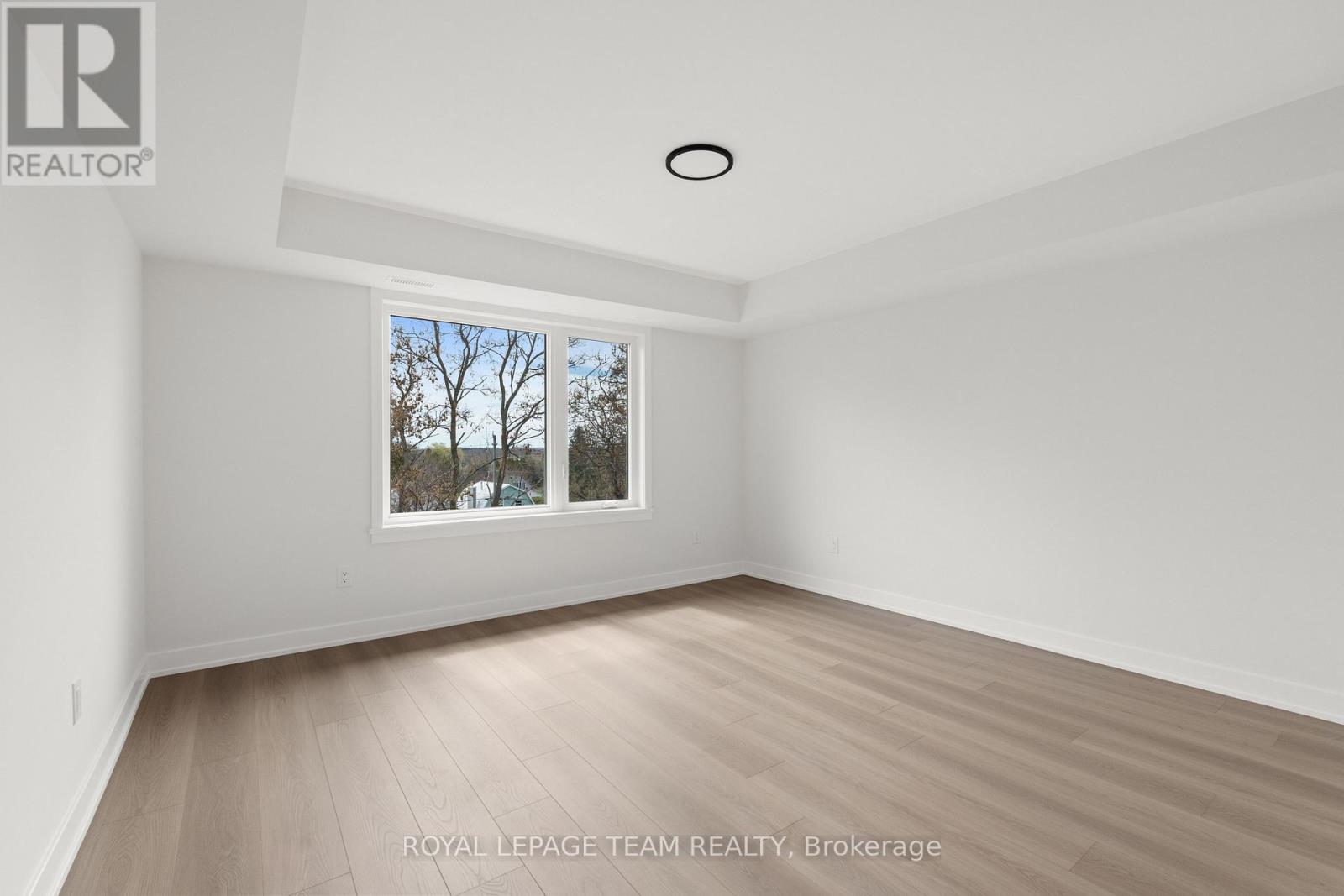 1 - 1104 A Moore Street, Brockville, Ontario  K6V 0H2 - Photo 11 - X12503540