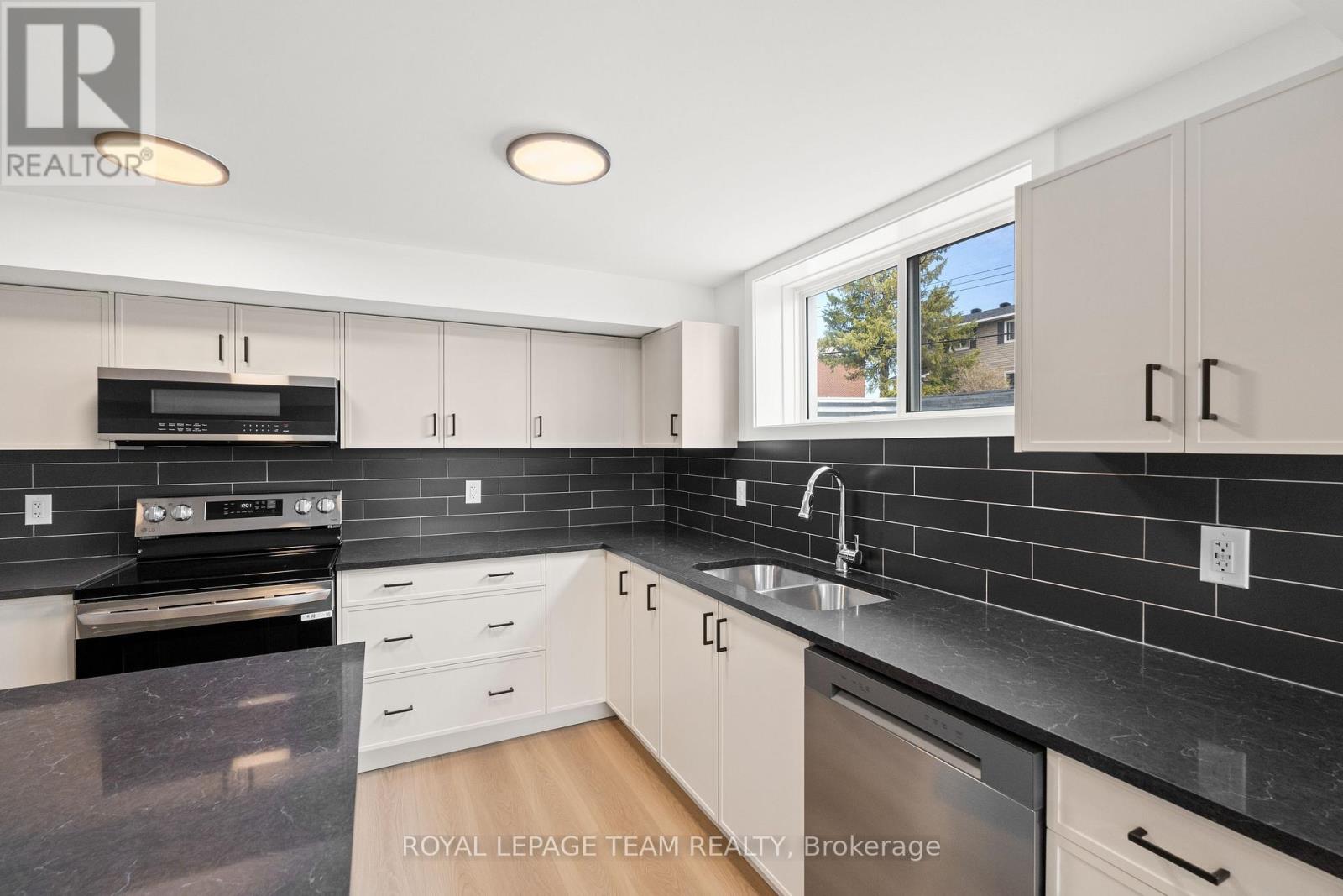 1 - 1104 A Moore Street, Brockville, Ontario  K6V 0H2 - Photo 9 - X12503540