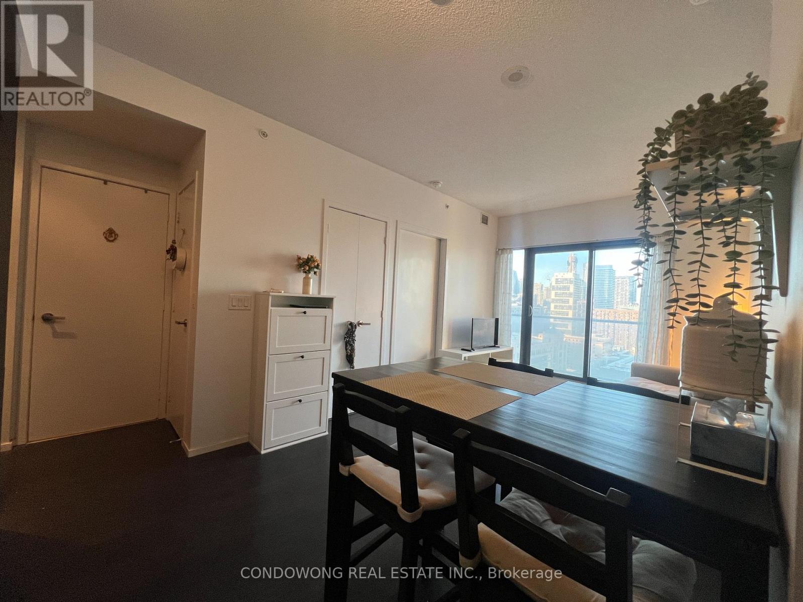 2208 - 159 Dundas Street E, Toronto, Ontario  M5B 0A9 - Photo 3 - C12637120