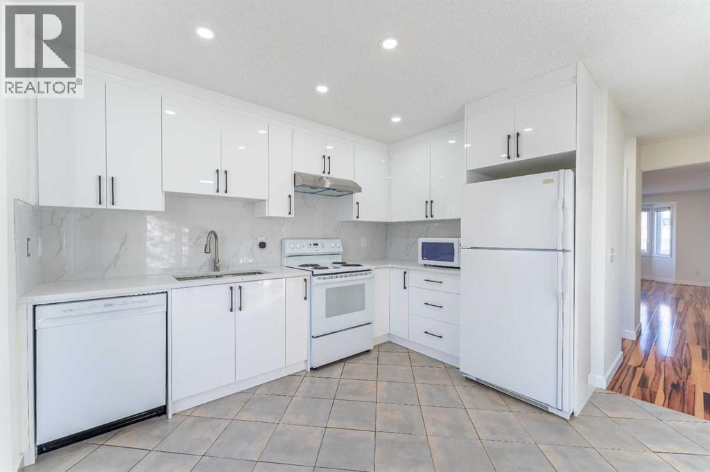 121 Eversyde Point Sw, Calgary, Alberta T2Y 4X7 - Photo 13 - A2266373