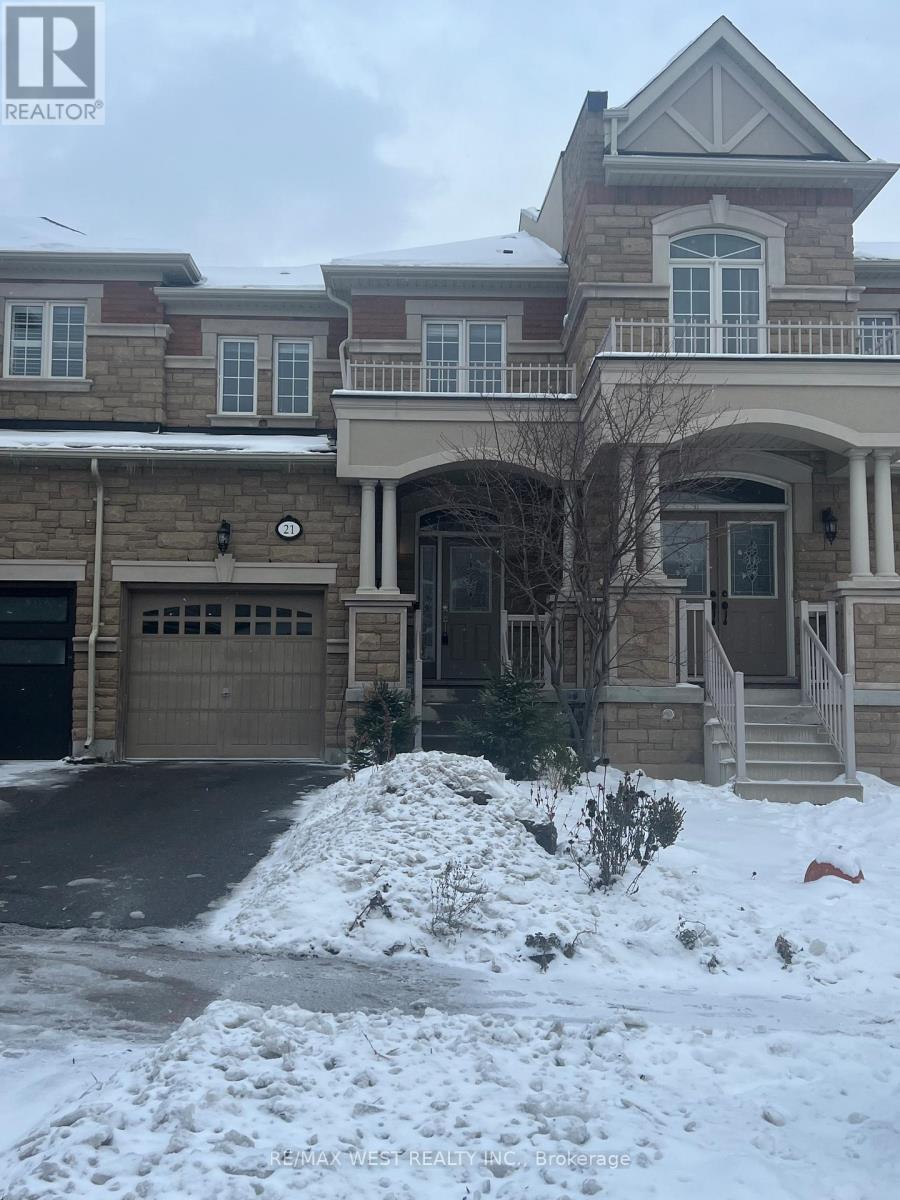 21 SPRUCE PINE CRESCENT, Vaughan, Ontario