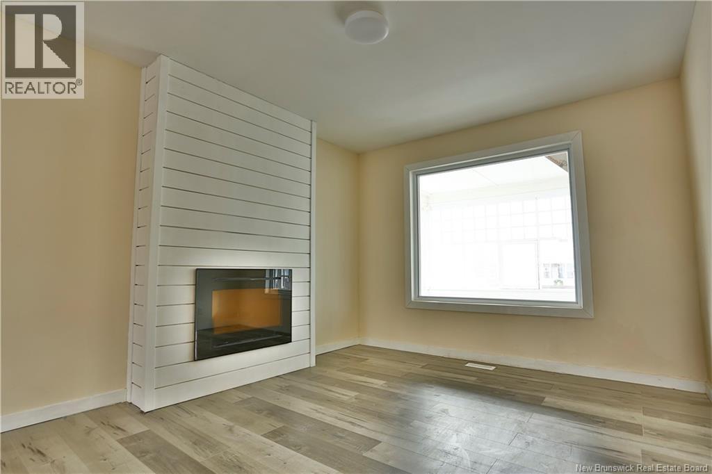 15 Lockhart Avenue, Moncton, New Brunswick  E1C 6R2 - Photo 6 - NB131219