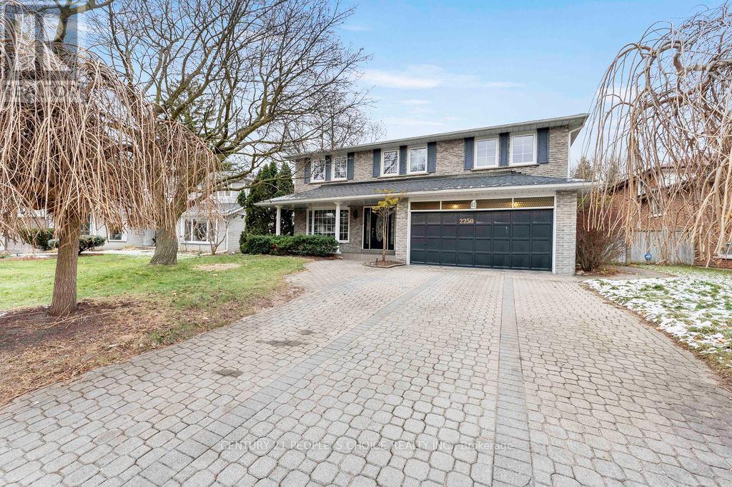 2250 KENBARB ROAD, Mississauga, Ontario