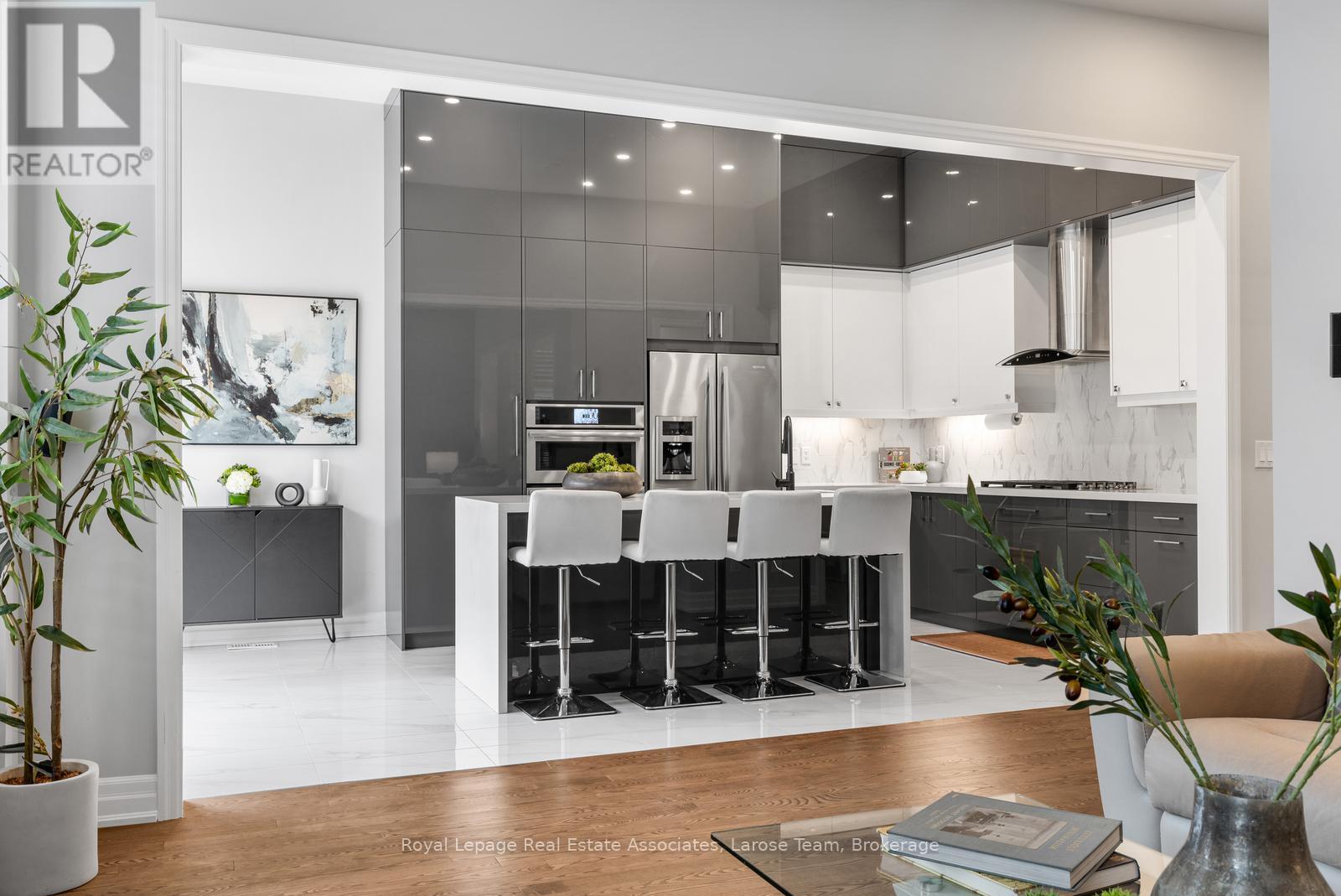 Main & 2nd Flr. - 26 Perdita Road, Brampton, Ontario  L6Y 6B3 - Photo 14 - W12637128