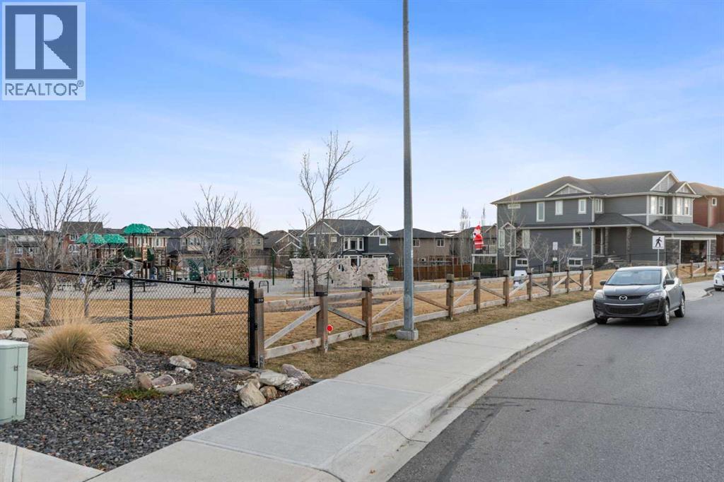 71 Mount Rae Heights, Okotoks, Alberta  T1S 0N7 - Photo 44 - A2272260