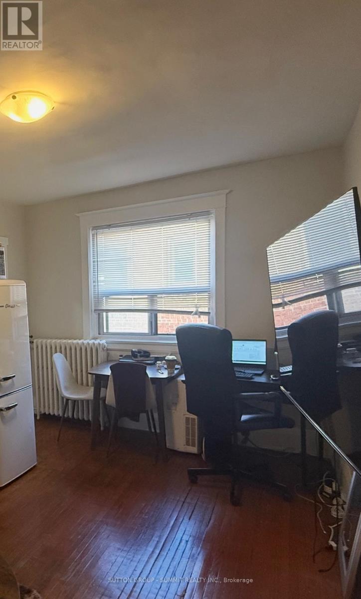 404 - 98 Vaughan Road, Toronto, Ontario  M6C 2M1 - Photo 3 - C12636716