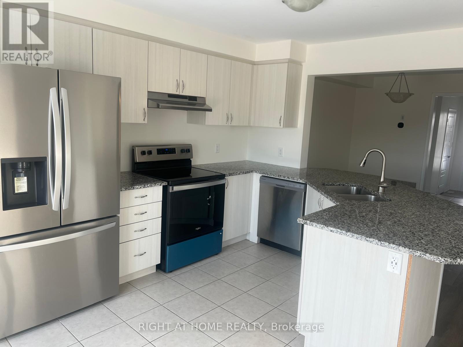 85 - 143 Ridge Road S, Cambridge, Ontario  N3E 0C4 - Photo 4 - X12637096