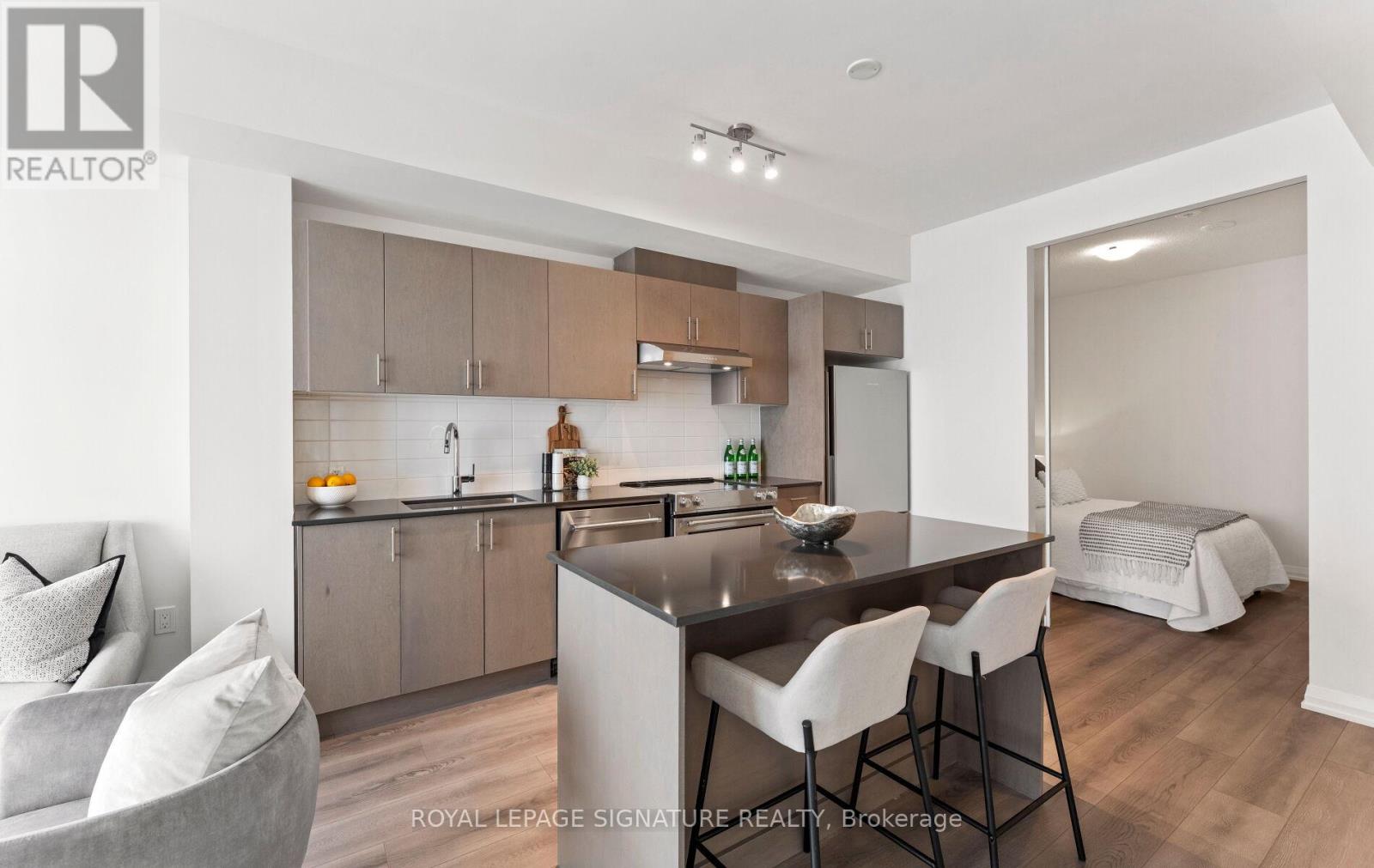 1922 - 8960 Jane Street, Vaughan, Ontario  L4K 2M9 - Photo 13 - N12637020