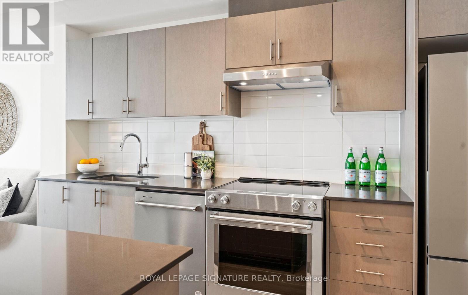 1922 - 8960 Jane Street, Vaughan, Ontario  L4K 2M9 - Photo 8 - N12637020