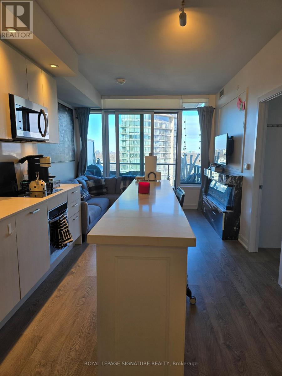 2701 - 1928 Lake Shore Boulevard, Toronto, Ontario  M6S 0B1 - Photo 3 - W12631882