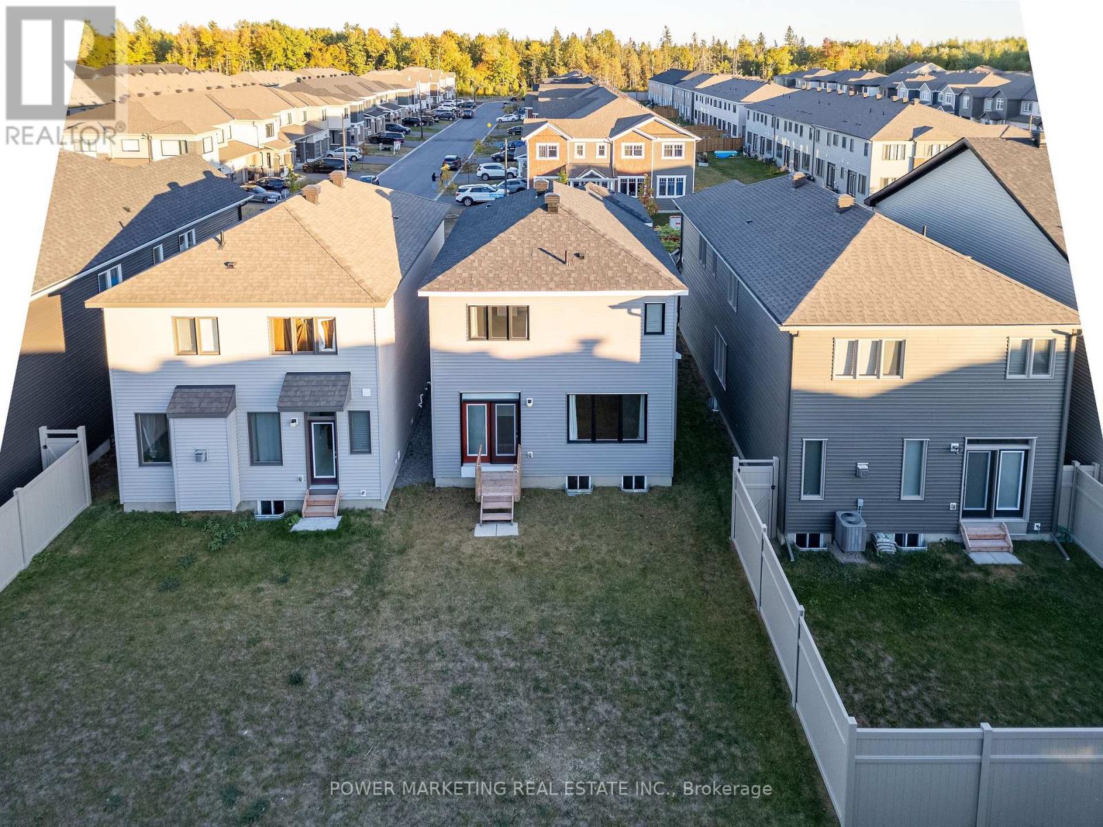 1017 Curraglass Walk, Ottawa, Ontario  K2S 3A6 - Photo 24 - X12637130