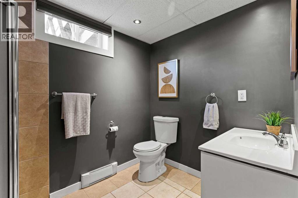 17 Welch Crescent, Okotoks, Alberta  T1S 1H2 - Photo 31 - A2274866