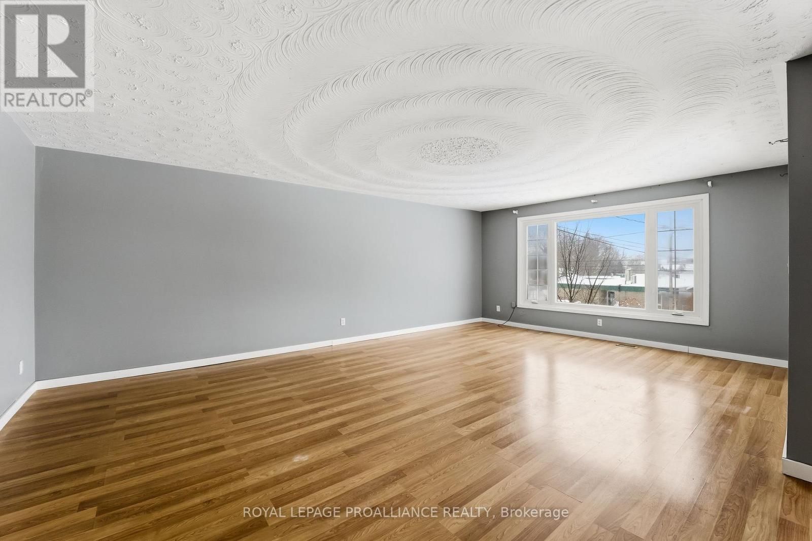 B - 32 James Street W, Cobourg, Ontario  K9A 2J9 - Photo 13 - X12636652