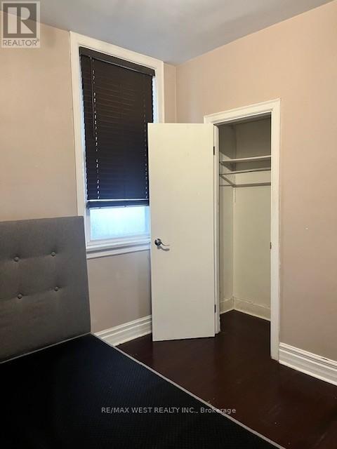 2nd Fl - 247 Lansdowne Avenue, Toronto, Ontario  M6K 2W2 - Photo 3 - C12637136