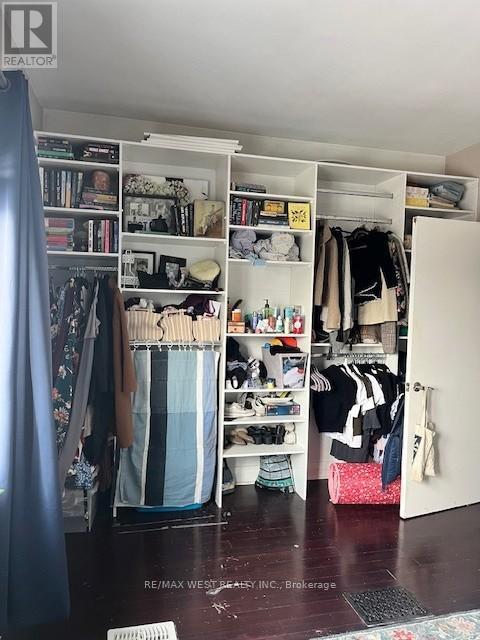 2nd Fl - 247 Lansdowne Avenue, Toronto, Ontario  M6K 2W2 - Photo 5 - C12637136