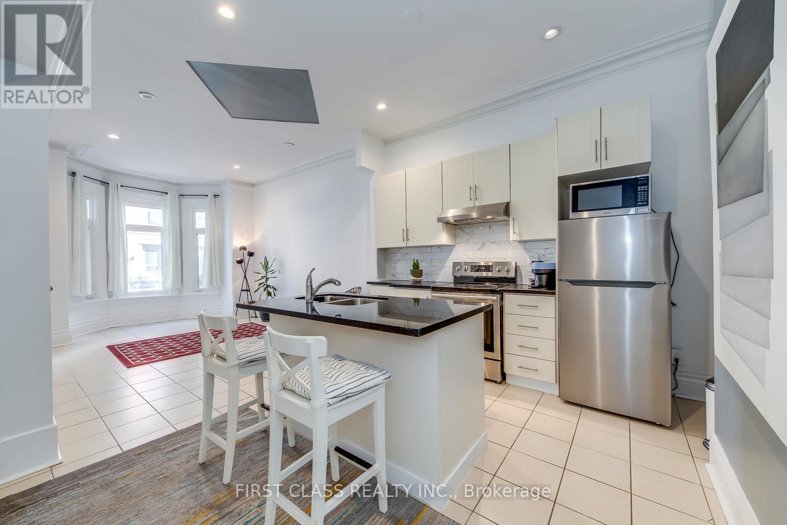 Main Floor - 392 Parliament Street, Toronto, Ontario  M5A 2Z7 - Photo 13 - C12637142