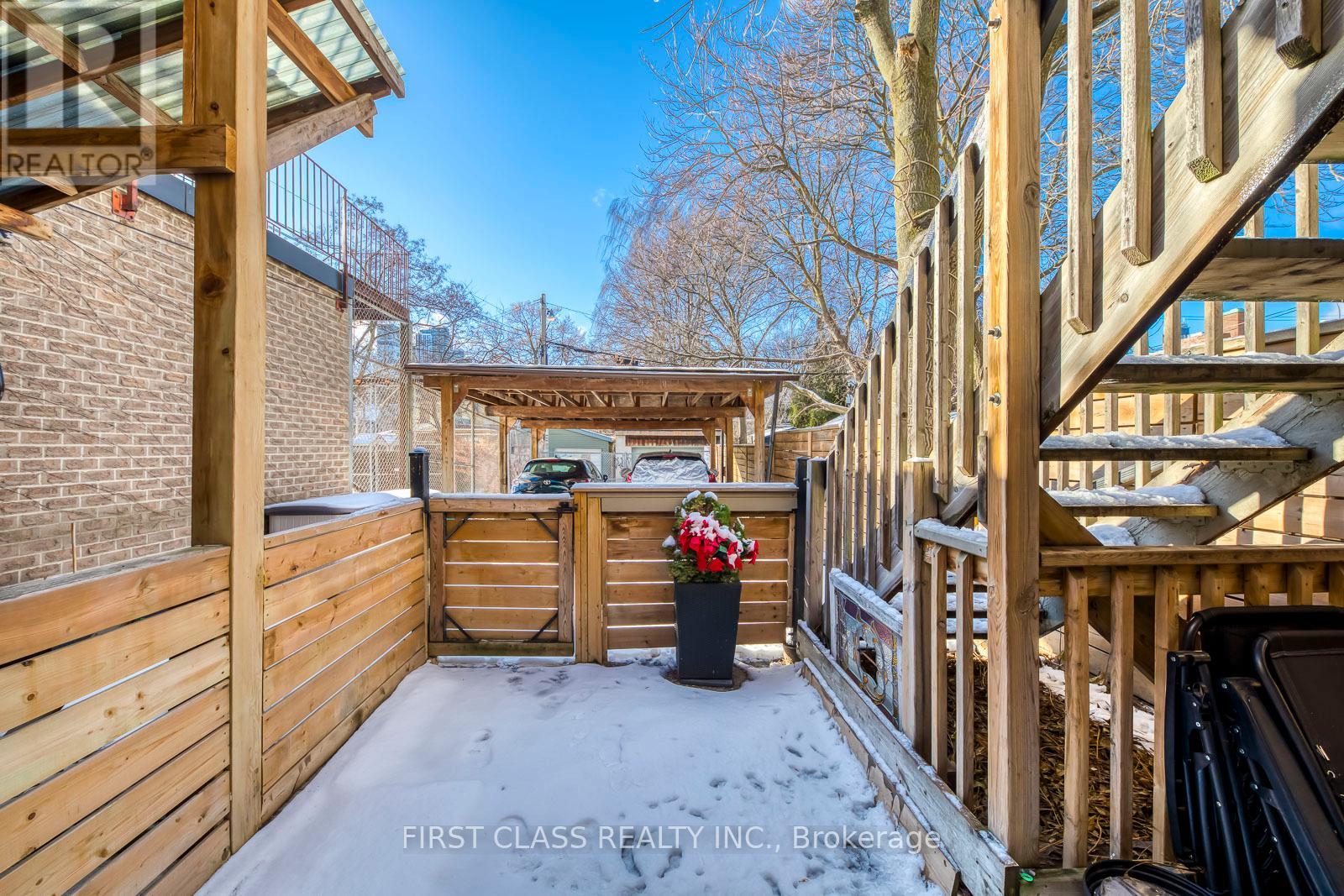 Main Floor - 392 Parliament Street, Toronto, Ontario  M5A 2Z7 - Photo 29 - C12637142