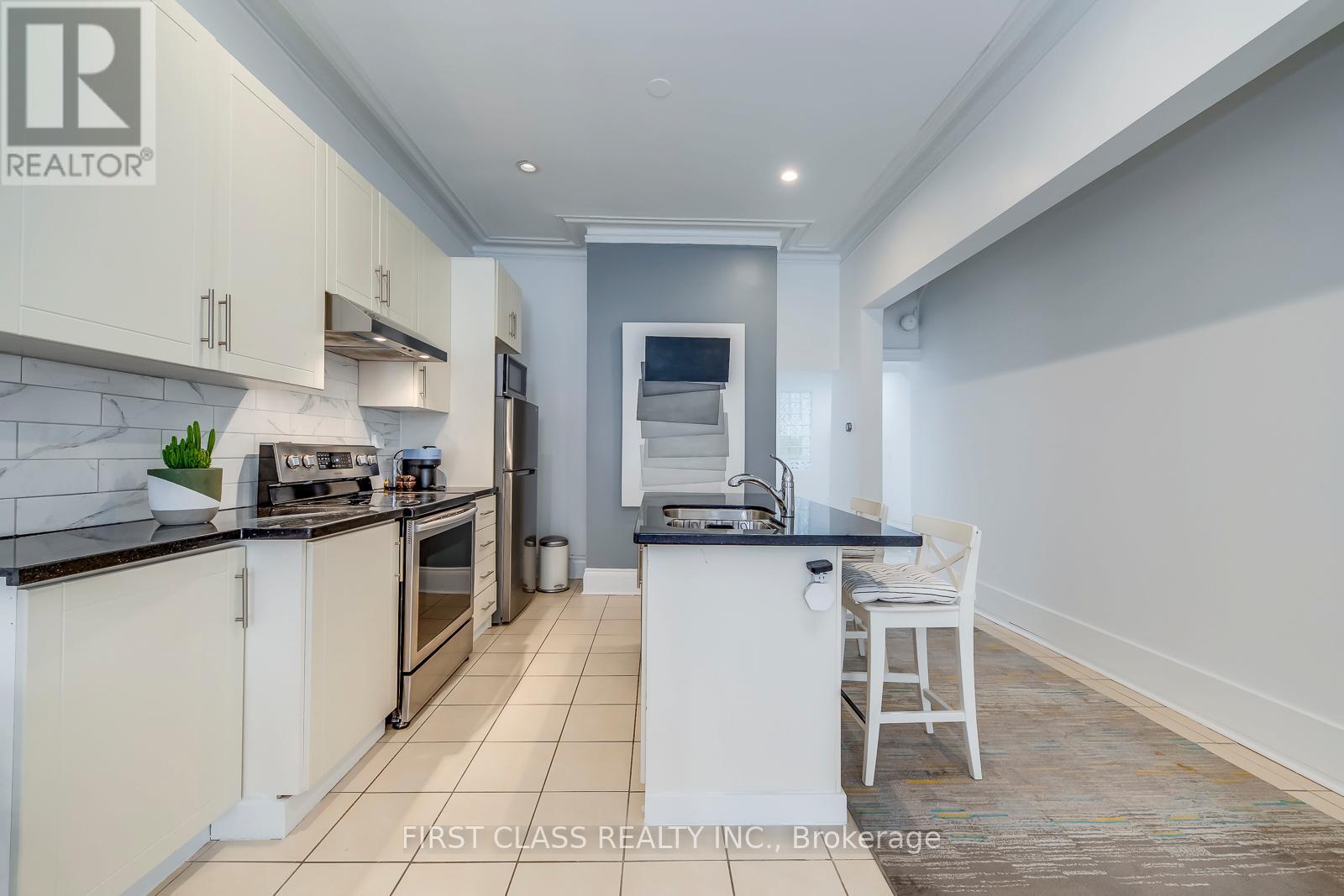 Main Floor - 392 Parliament Street, Toronto, Ontario  M5A 2Z7 - Photo 9 - C12637142