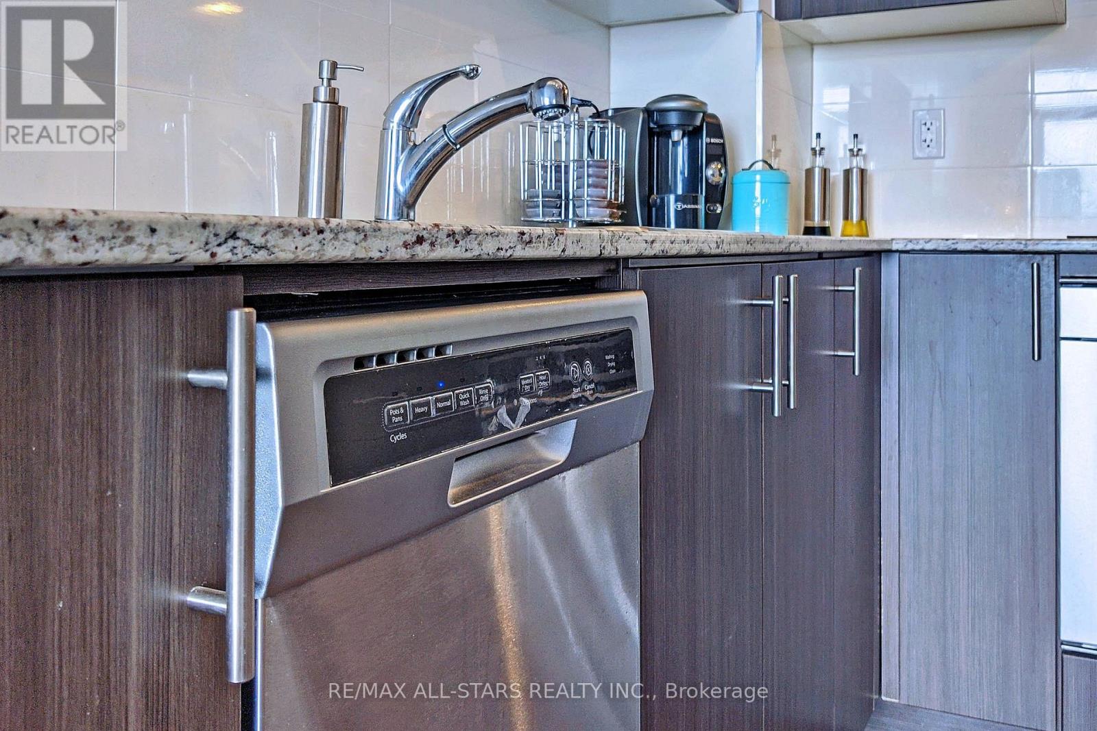 1709 - 55 Ann O'reilly Road, Toronto, Ontario  M2J 0E1 - Photo 13 - C12637190