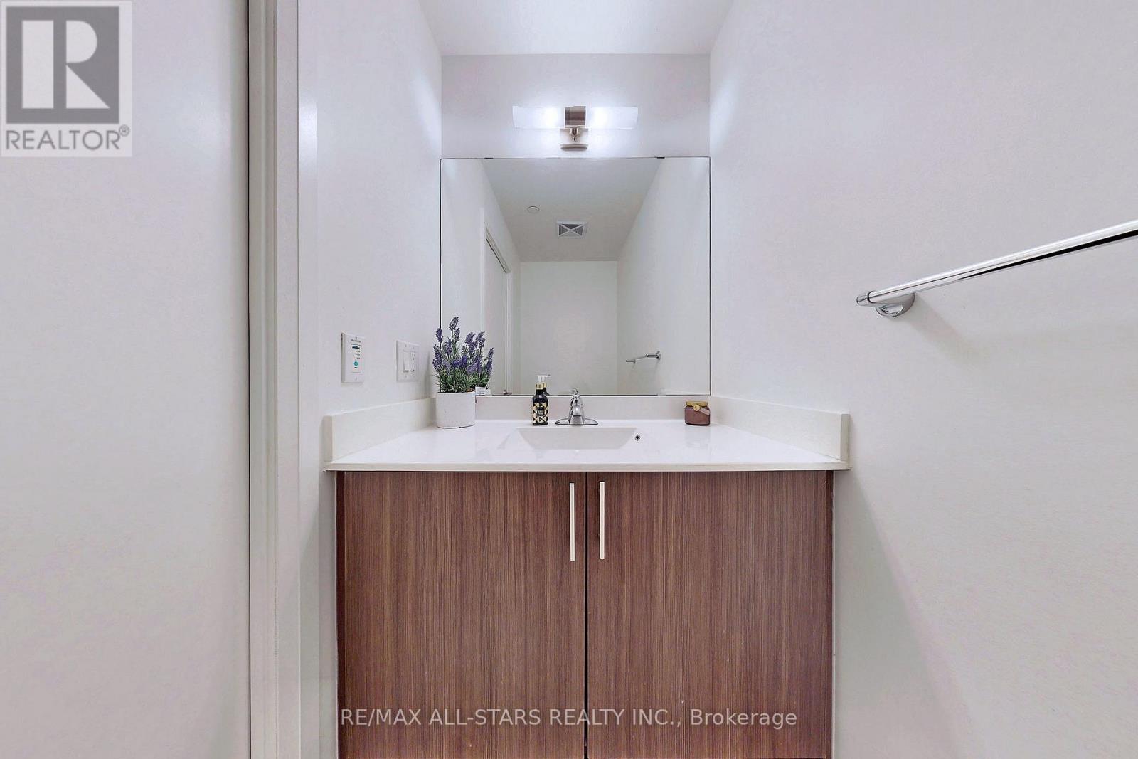 1709 - 55 Ann O'reilly Road, Toronto, Ontario  M2J 0E1 - Photo 20 - C12637190