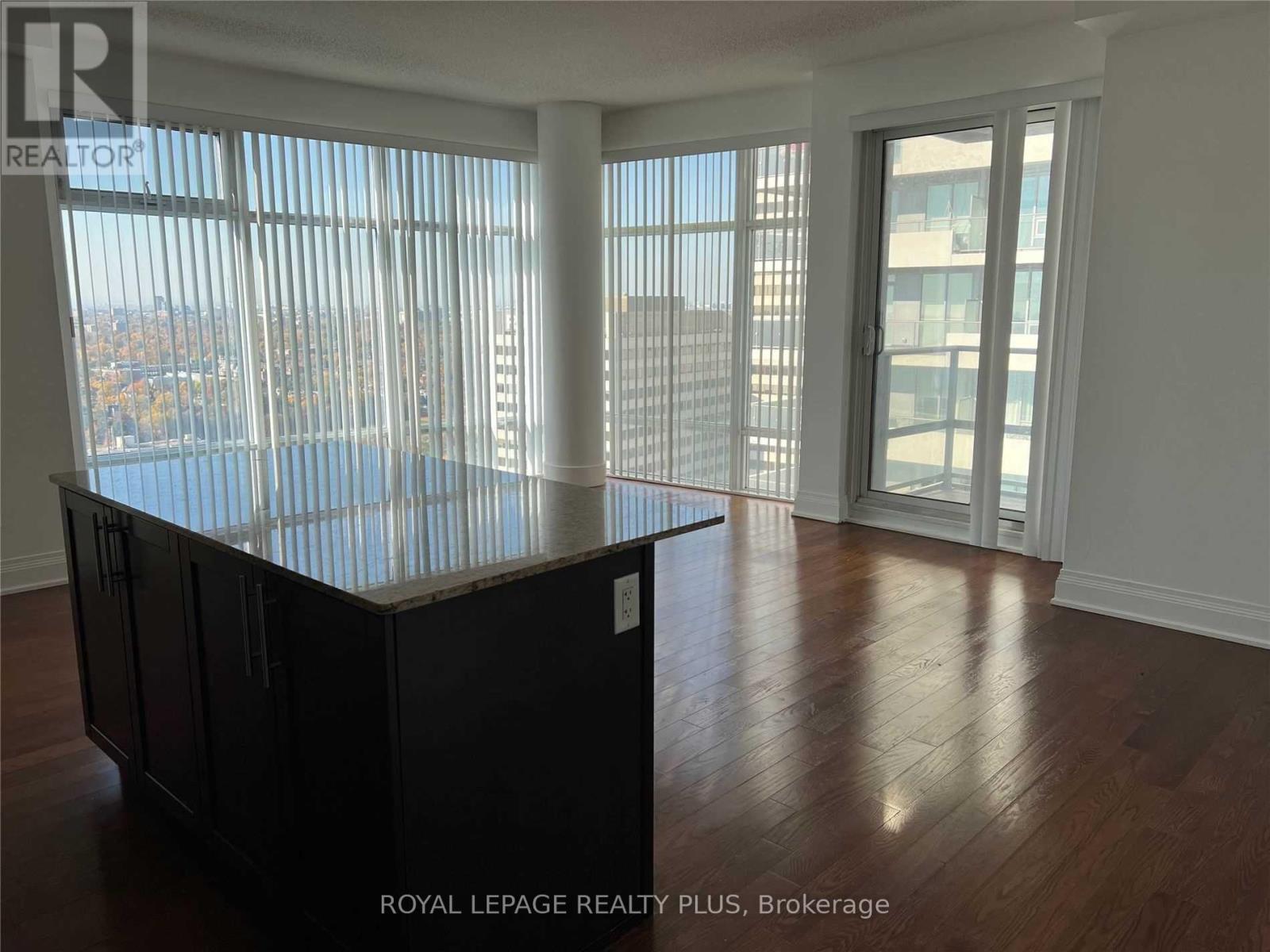 3708 - 2191 Yonge Street, Toronto, Ontario  M4S 3H8 - Photo 5 - C12637240