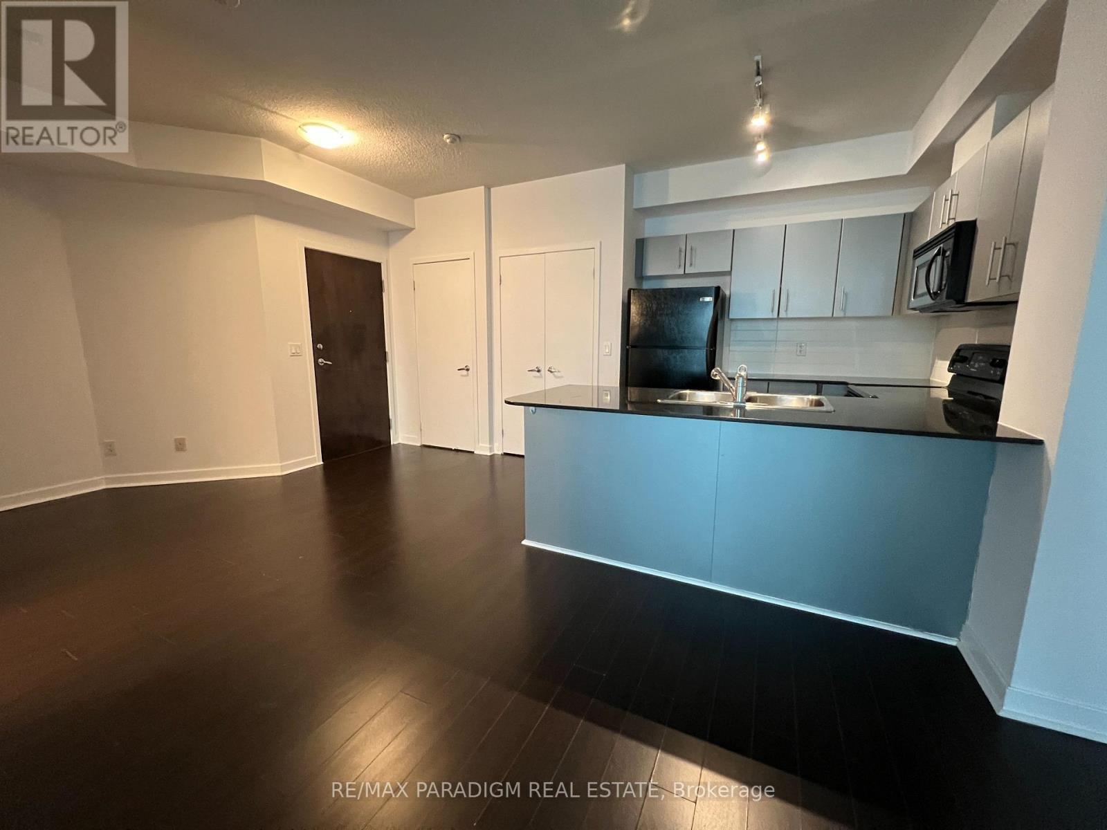 1201 - 12 Yonge Street, Toronto, Ontario  M5E 1Z9 - Photo 4 - C12637266