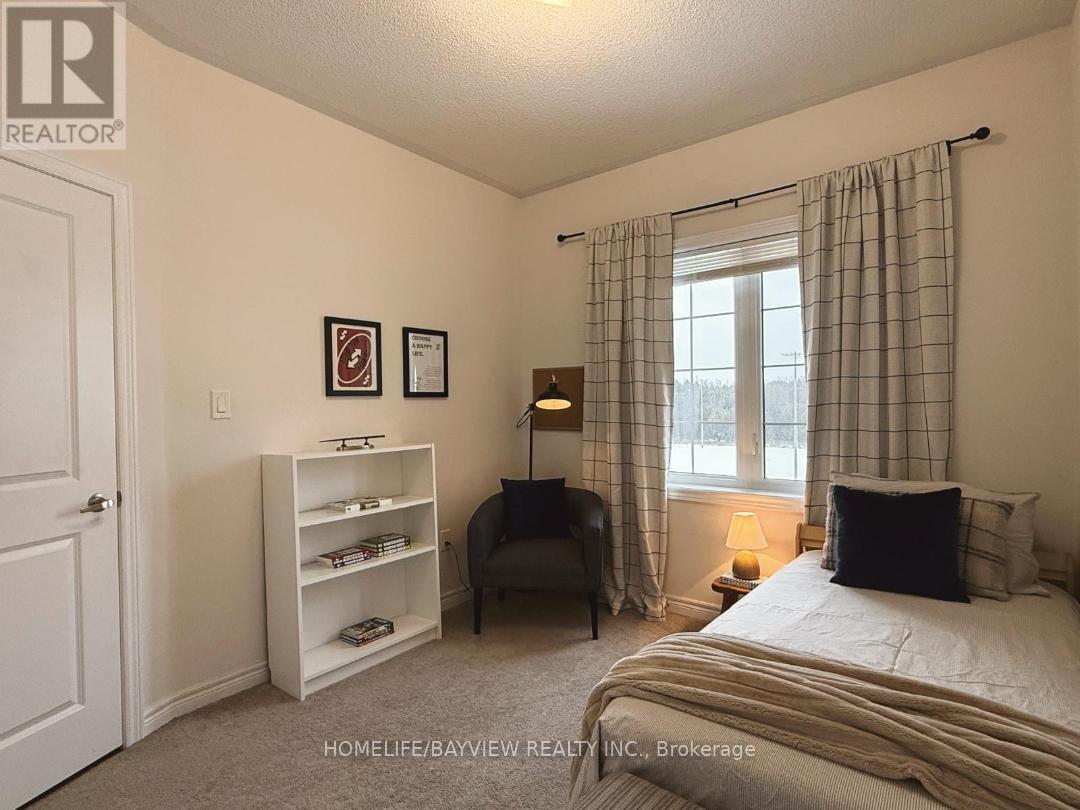 122 Coronation Road, Whitby, Ontario  L1P 0H1 - Photo 10 - E12637162