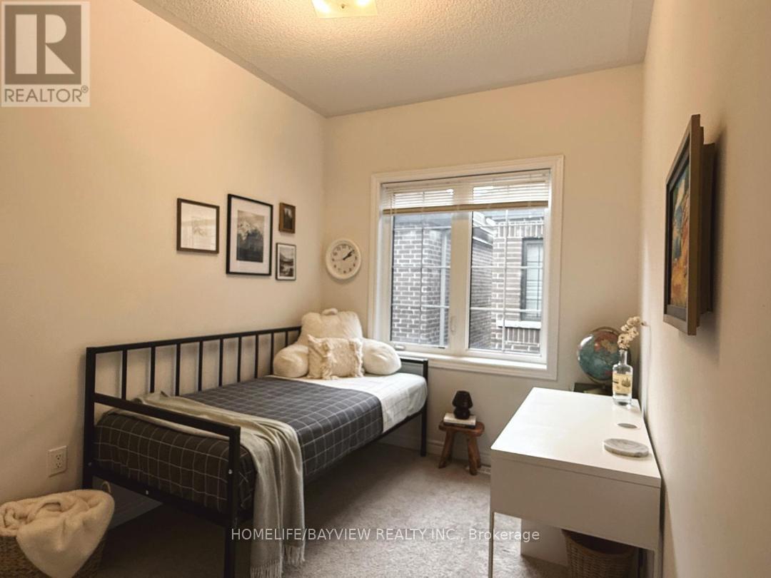 122 Coronation Road, Whitby, Ontario  L1P 0H1 - Photo 11 - E12637162