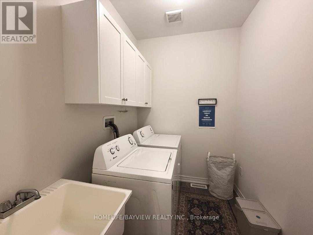 122 Coronation Road, Whitby, Ontario  L1P 0H1 - Photo 13 - E12637162