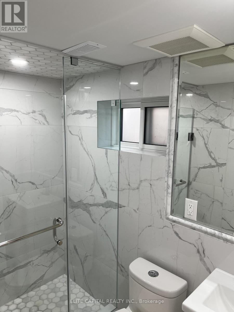 69 Hutcherson Square, Toronto, Ontario  M1B 1C5 - Photo 10 - E12637236