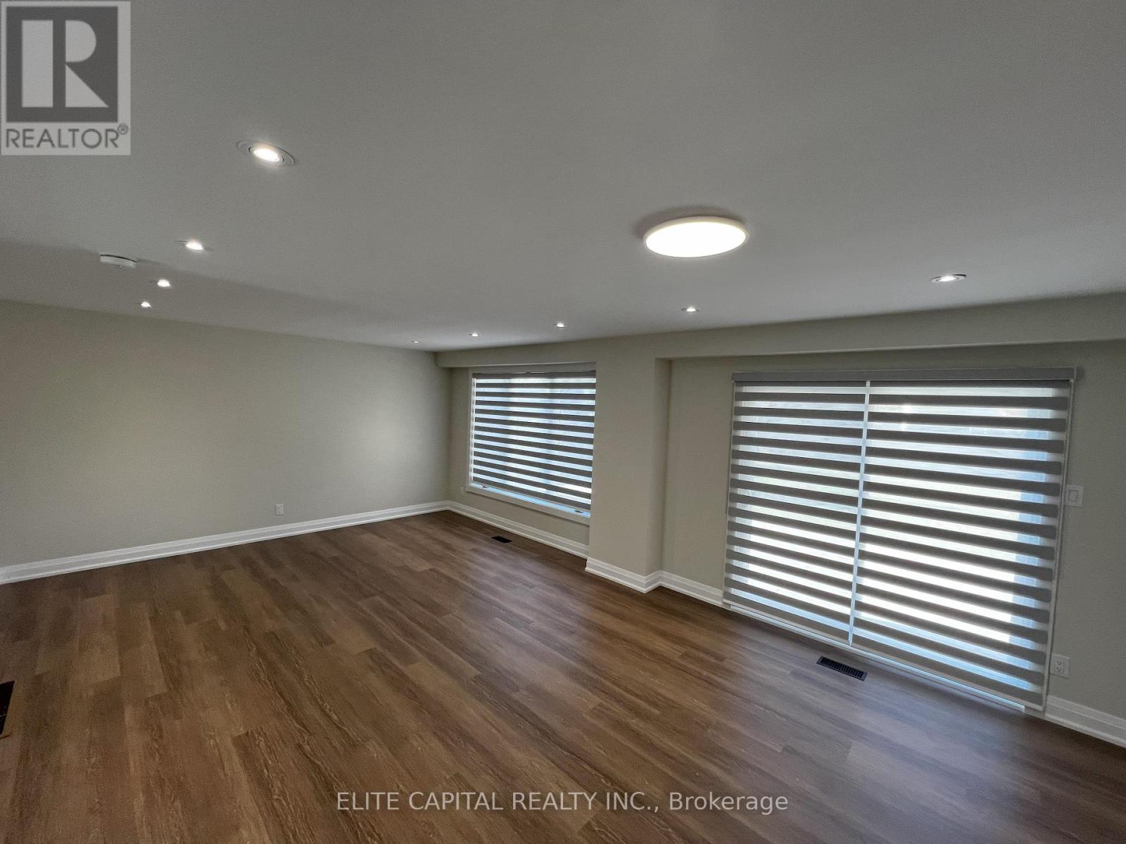 69 Hutcherson Square, Toronto, Ontario  M1B 1C5 - Photo 6 - E12637236