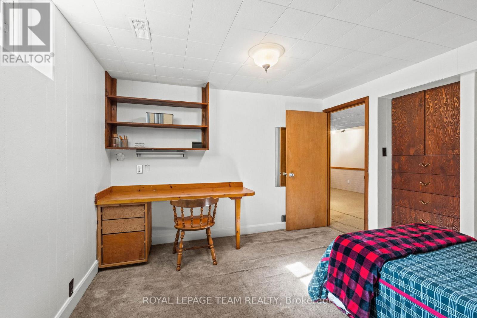 3 Domus Crescent, Ottawa, Ontario  K2H 6A3 - Photo 26 - X12405923