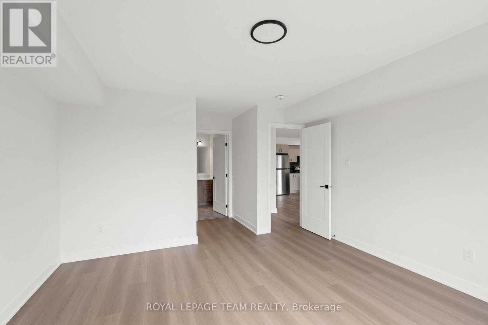 201-203 Teskey Street, Mississippi Mills, Ontario  K0A 1A0 - Photo 12 - X12415585