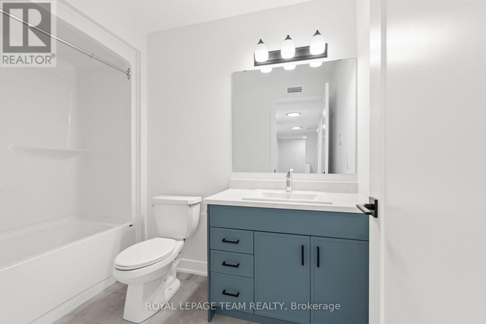 201-203 Teskey Street, Mississippi Mills, Ontario  K0A 1A0 - Photo 17 - X12415585