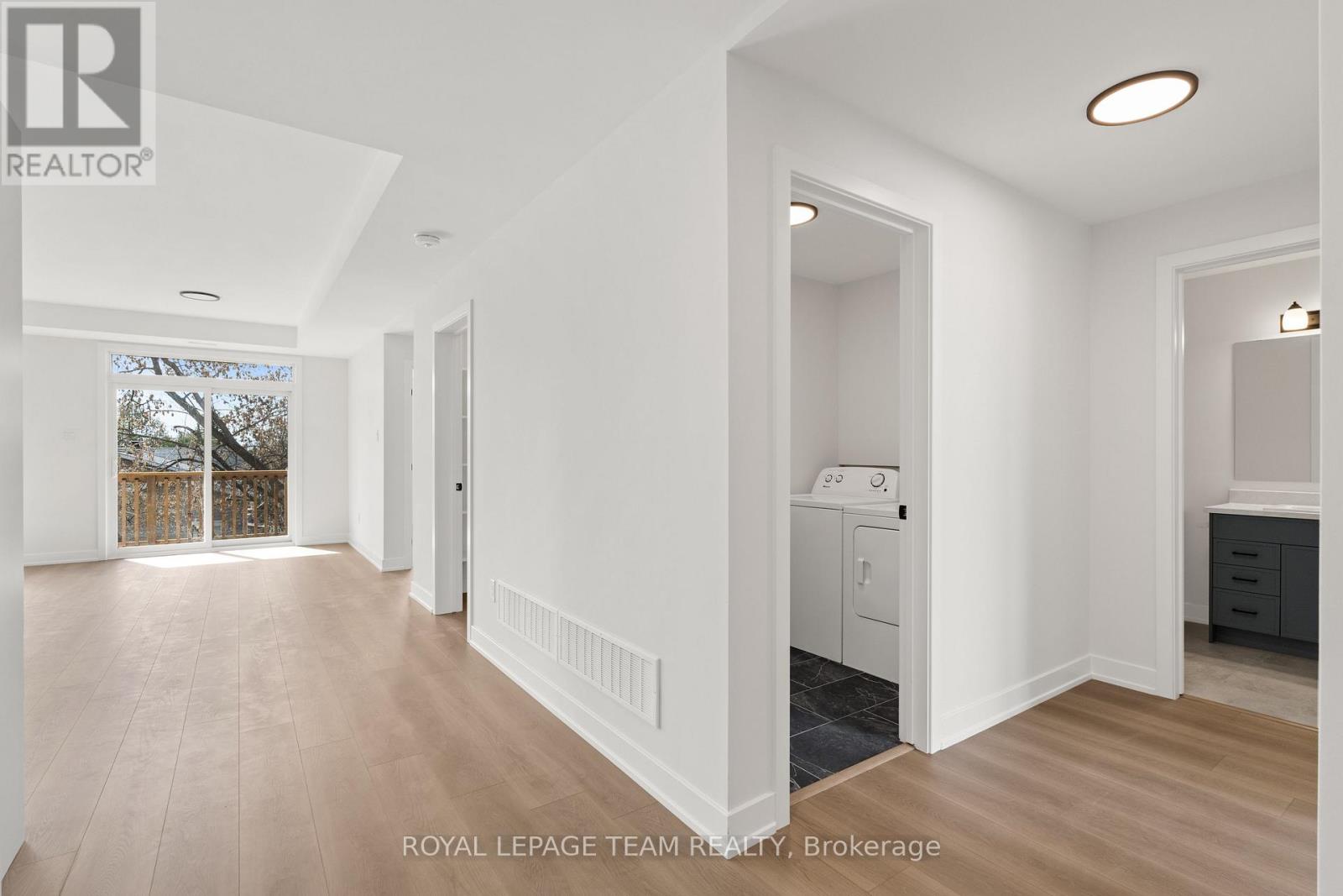 201-203 Teskey Street, Mississippi Mills, Ontario  K0A 1A0 - Photo 19 - X12415585