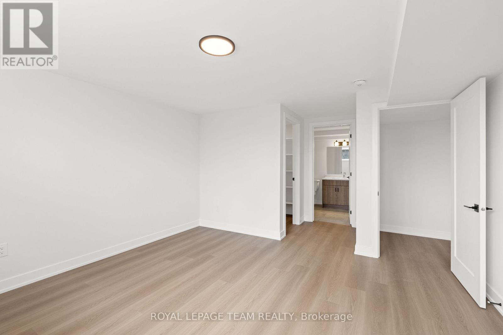 201-203 Teskey Street, Mississippi Mills, Ontario  K0A 1A0 - Photo 39 - X12415585