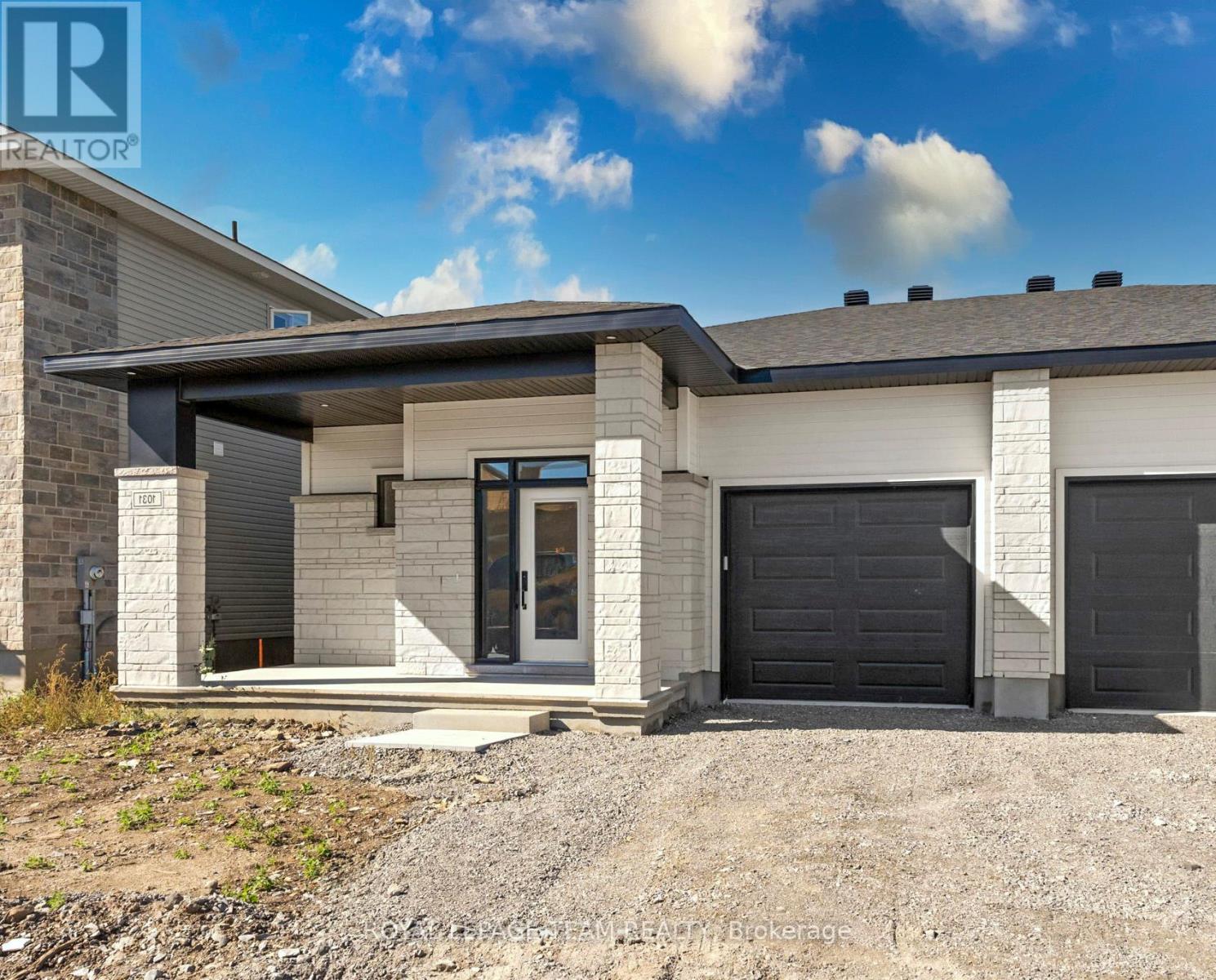 1047 MOORE STREET, Brockville, Ontario