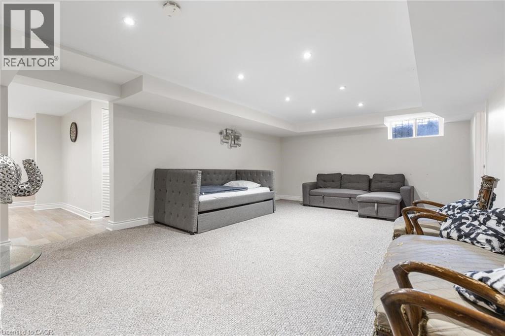 1073 N Service Road, Hamilton, Ontario  L8E 5E1 - Photo 32 - 40789522