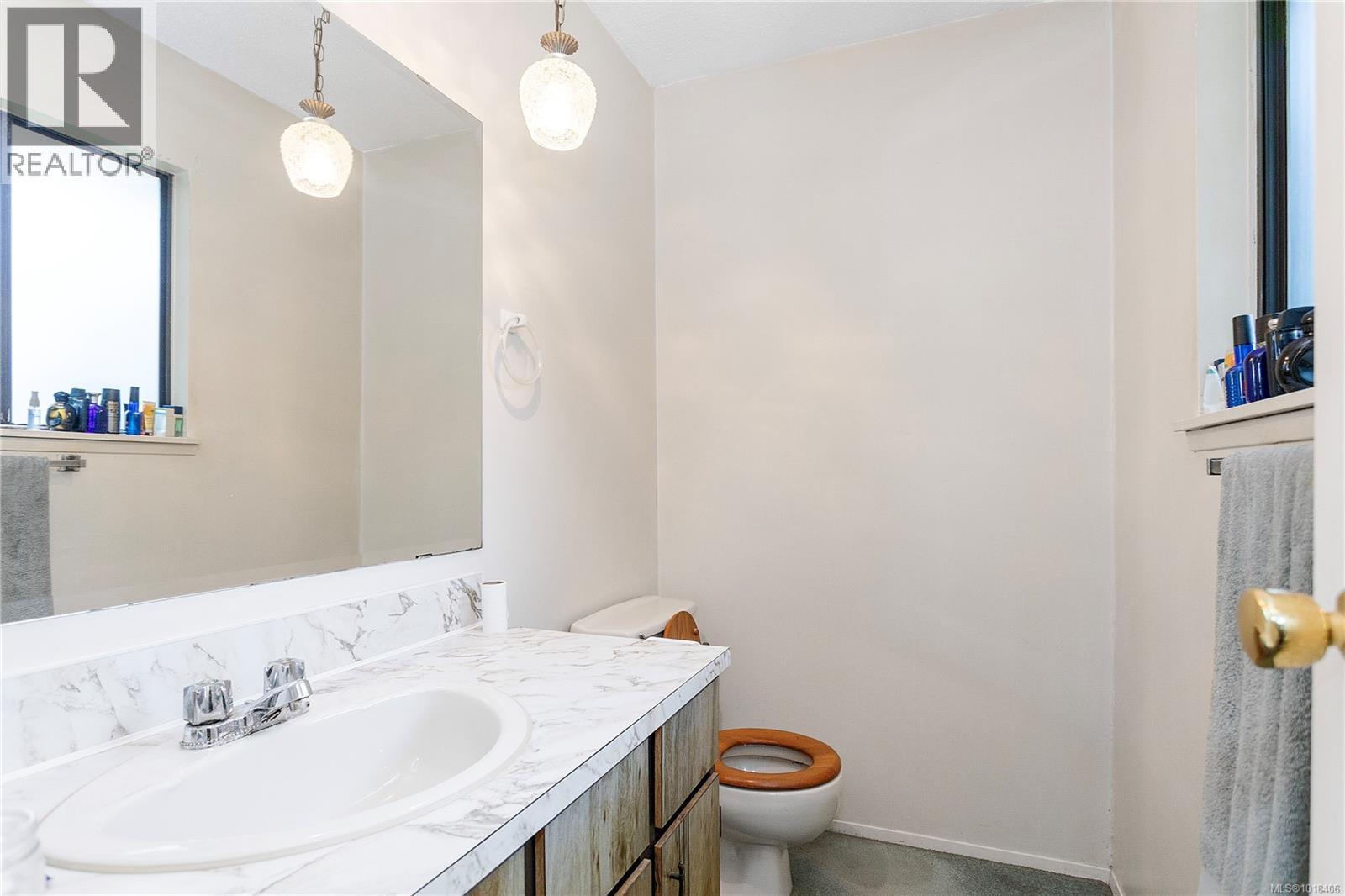 2376 York Cres, Nanaimo, British Columbia  V9T 4N3 - Photo 8 - 1018406