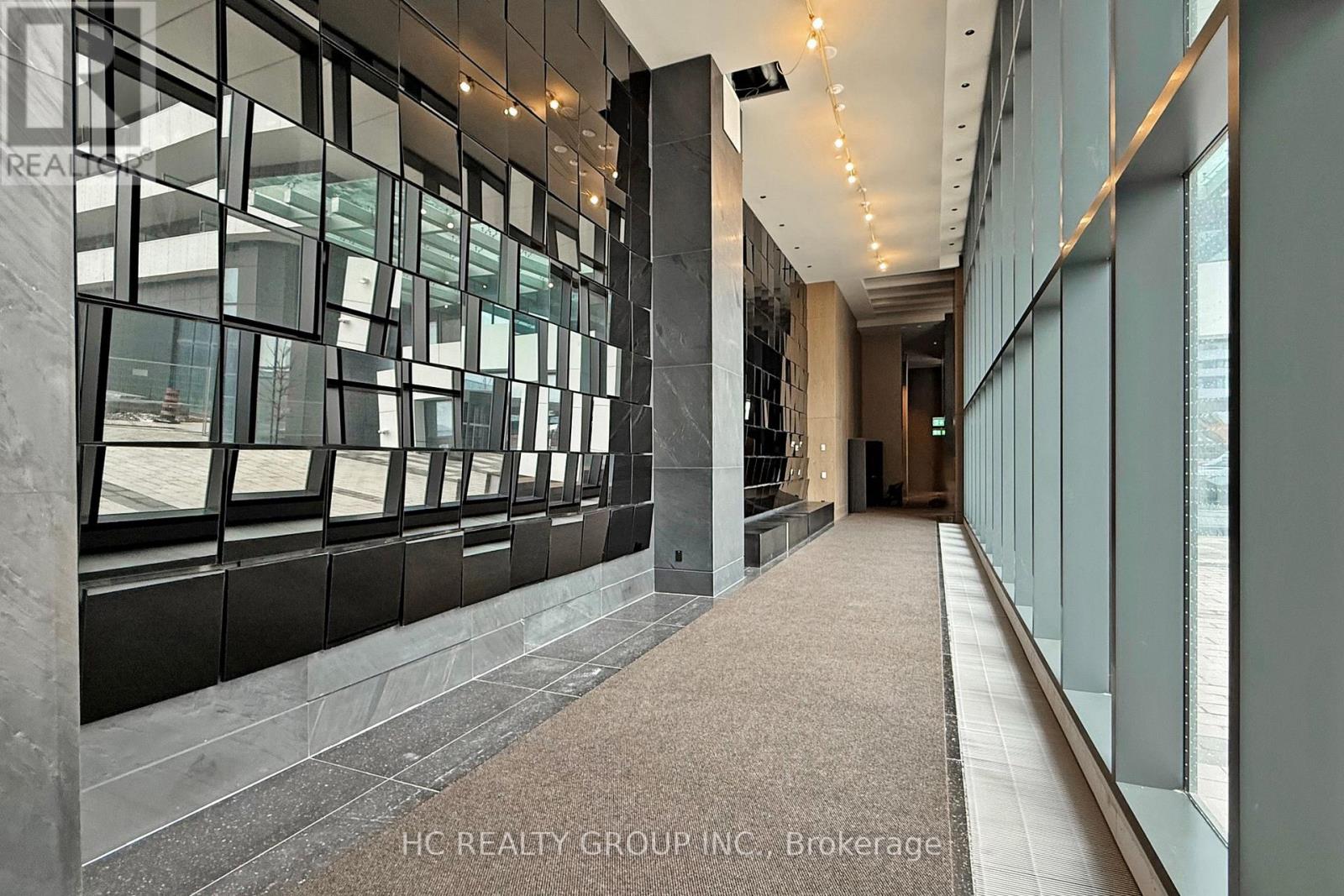 4902 - 8 Interchange Way, Vaughan, Ontario  L4K 5Z7 - Photo 6 - N12637202