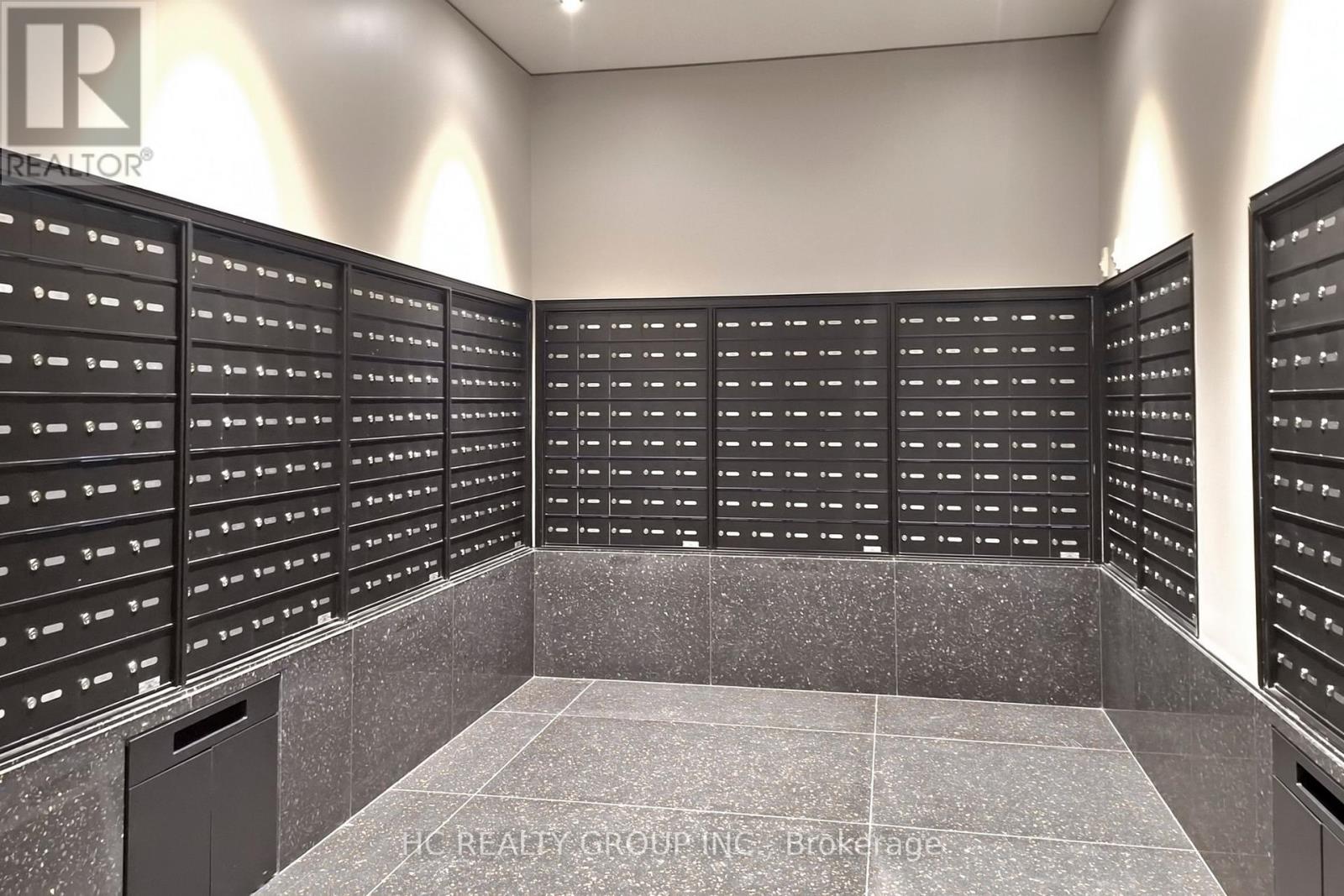 4902 - 8 Interchange Way, Vaughan, Ontario  L4K 5Z7 - Photo 7 - N12637202