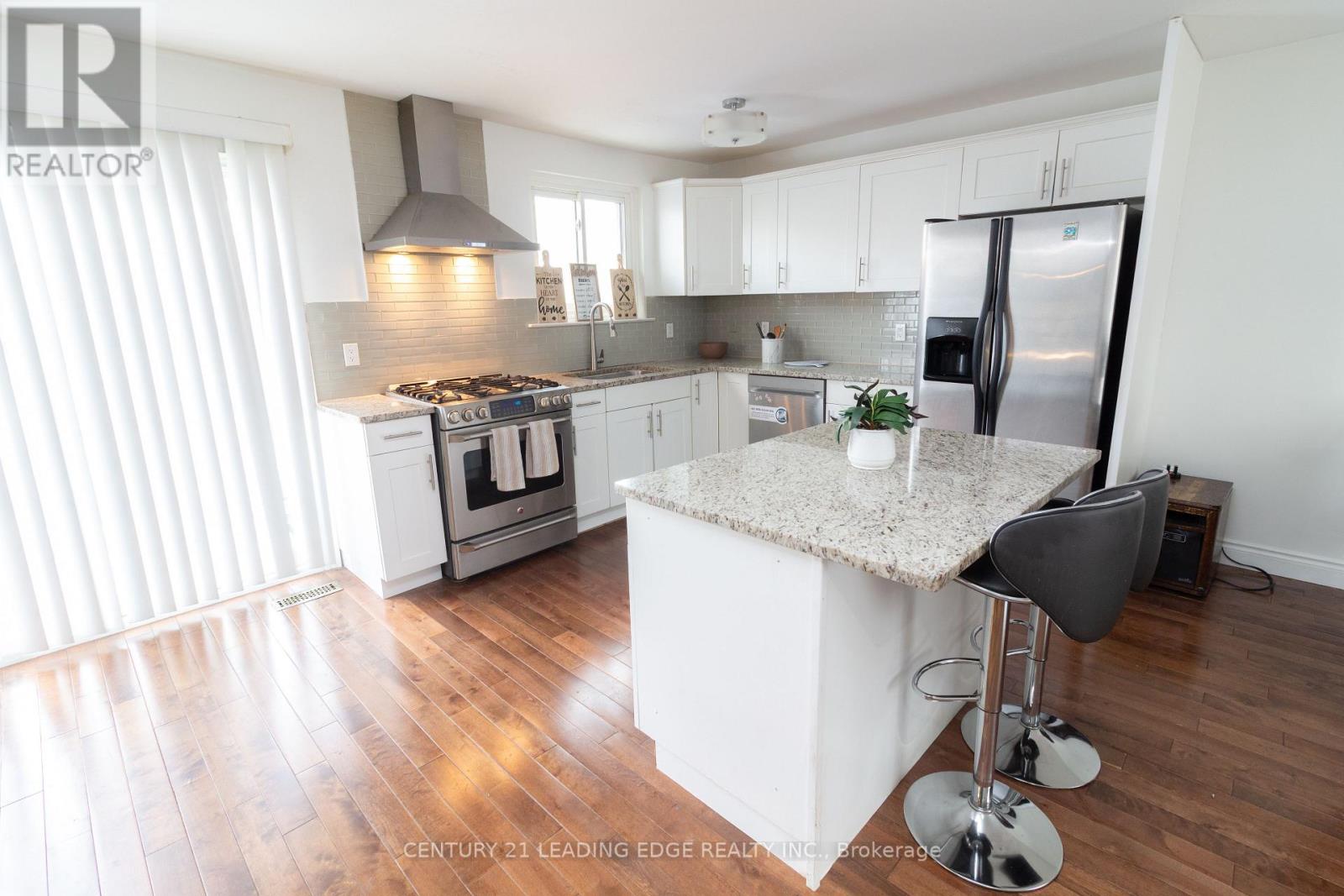 69 Calais Street, Whitby, Ontario  L1N 5M3 - Photo 13 - E12586634